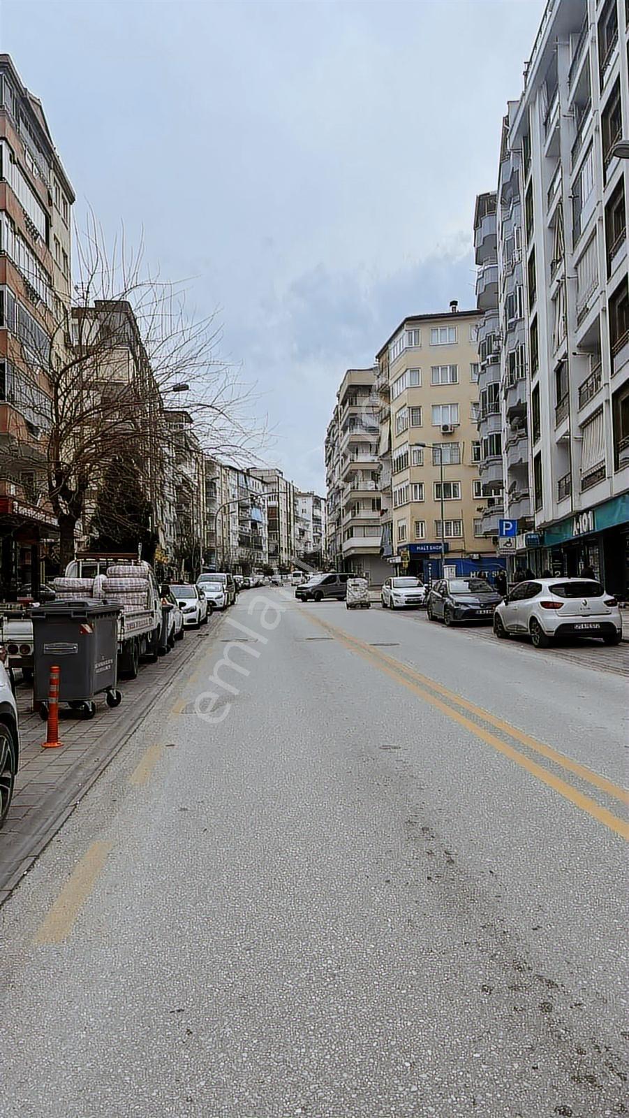 Şehzade'den Kurumsal Firma Kiracılı 250m2 Satılık Dükkan - Görsel 4