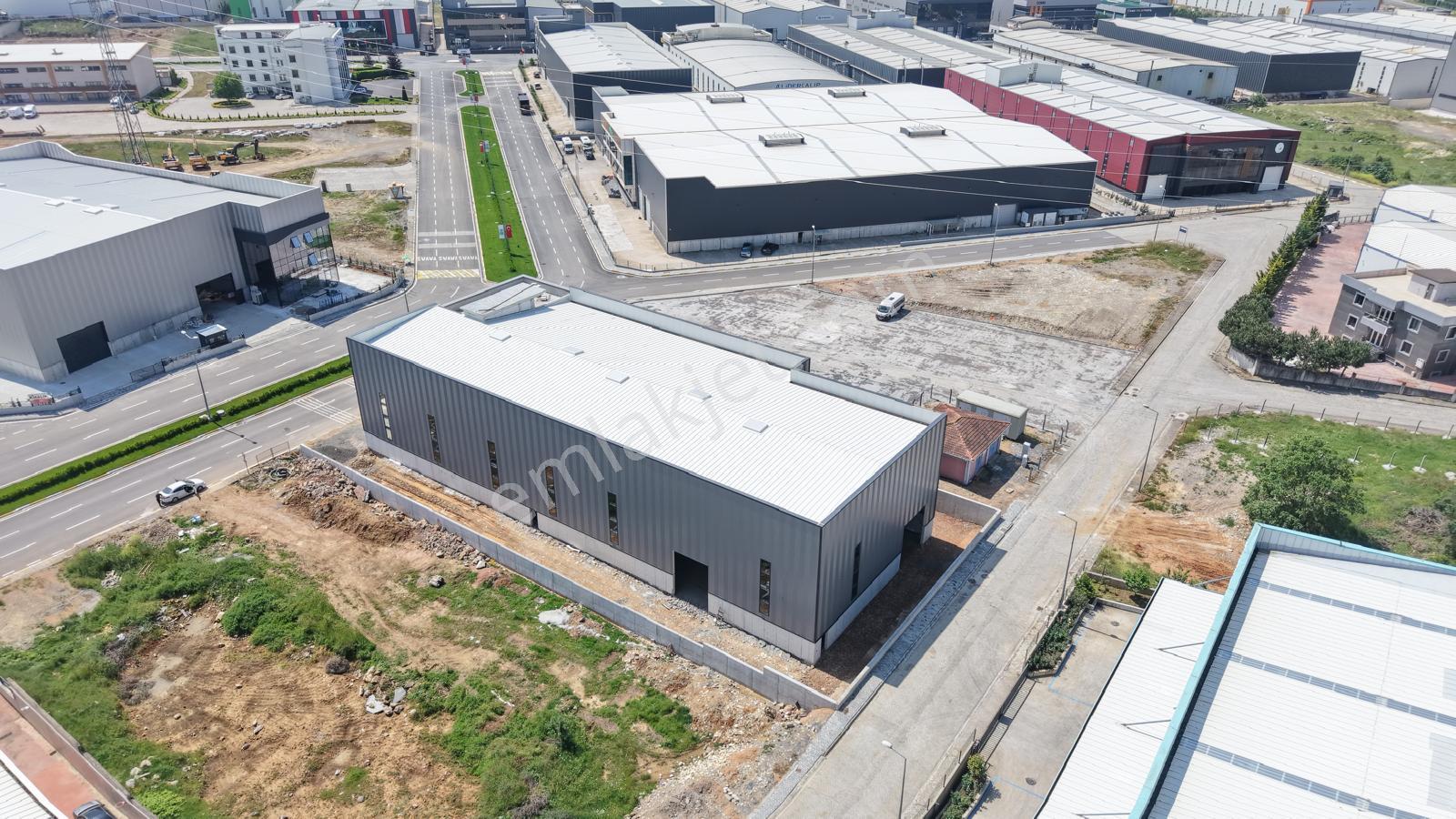 Kobi Osb'de 1800 M2+400 Kwa+vinç Yolları Hazır Kiralık Fabrika - Görsel 12