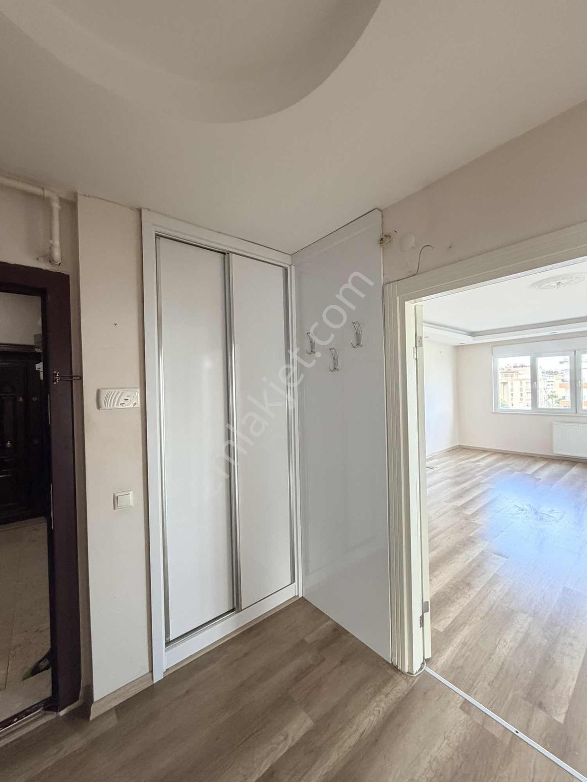 Limanda Ana Cadde Üzerinde 6+2 Doğalgazlı Kiralık - Görsel 26
