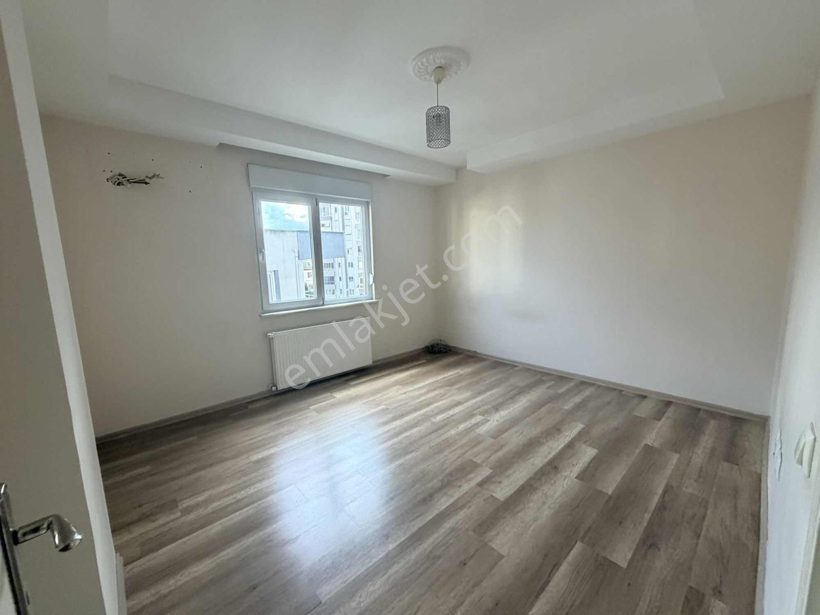 Limanda Ana Cadde Üzerinde 6+2 Doğalgazlı Kiralık - Görsel 5