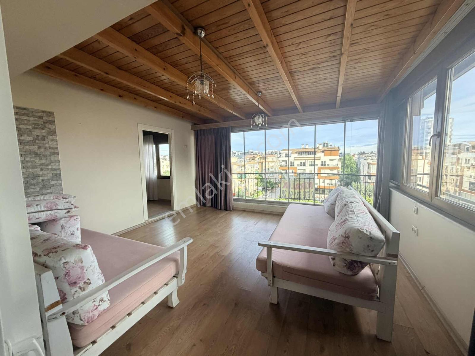 Limanda Ana Cadde Üzerinde 6+2 Doğalgazlı Kiralık - Görsel 15