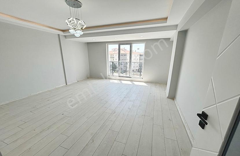 Yenikent Emlak'tan Kat Konumunda Satılık Lüx 130 M2 3+1 Daire - Görsel 13