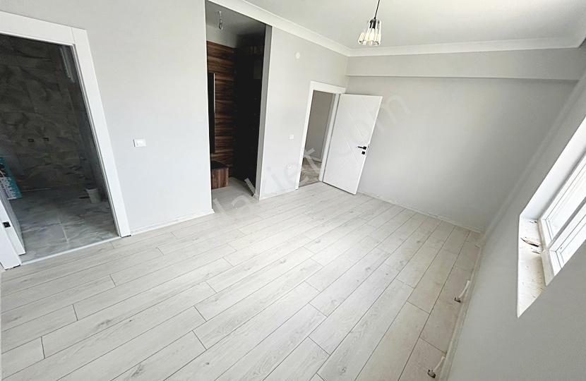 Yenikent Emlak'tan Kat Konumunda Satılık Lüx 130 M2 3+1 Daire - Görsel 32