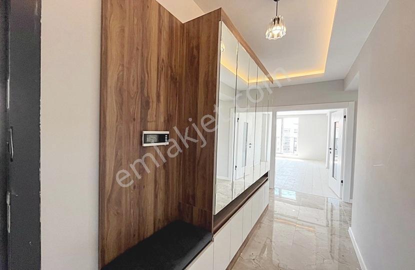 Yenikent Emlak'tan Kat Konumunda Satılık Lüx 130 M2 3+1 Daire - Görsel 16