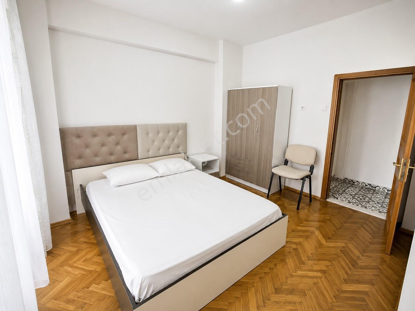 Alanya Hacet 3+1 170m2 Eşyalı Otoparklı Merkezde Denize 150metre - Görsel 16