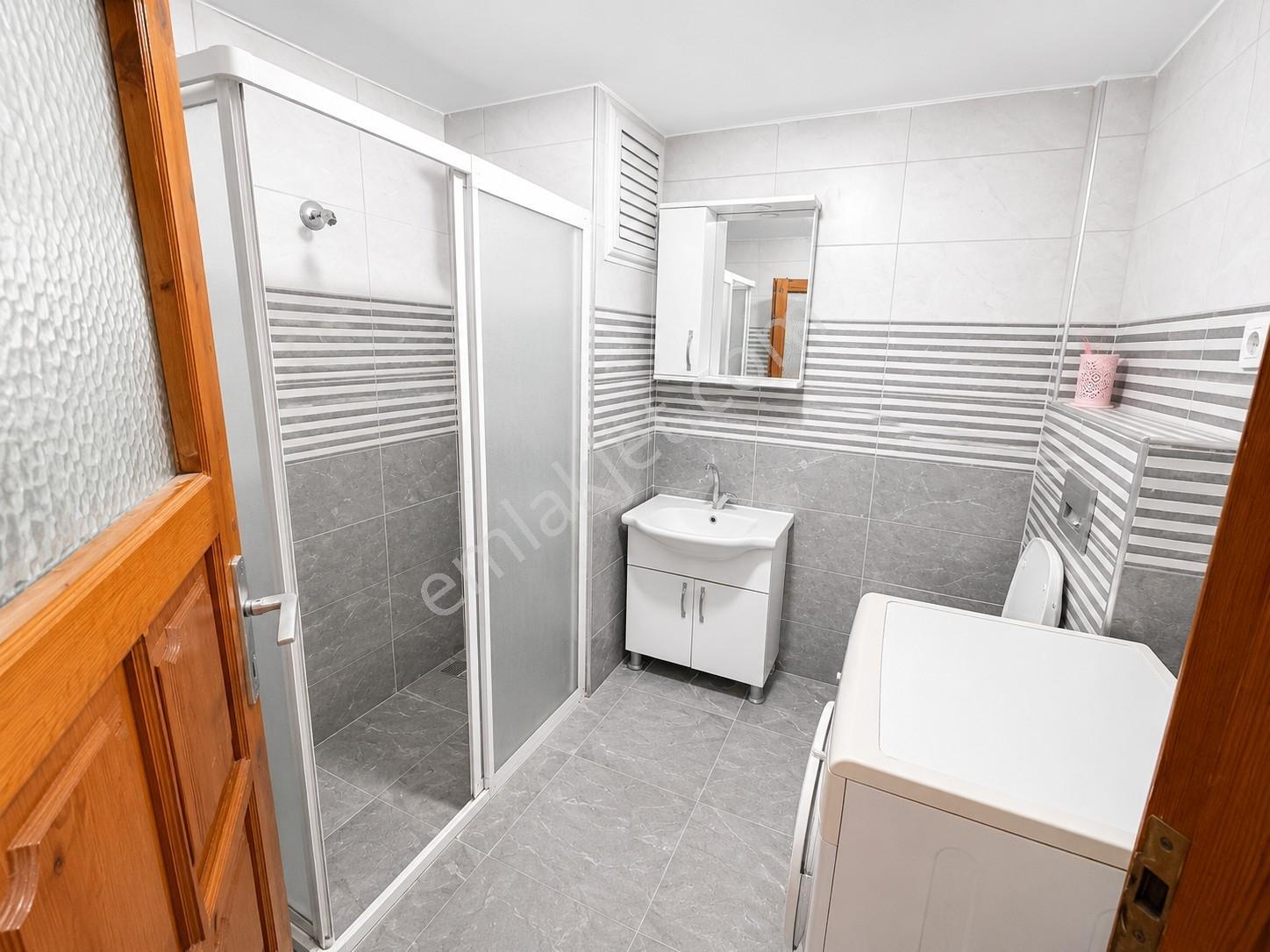 Alanya Hacet 3+1 170m2 Eşyalı Otoparklı Merkezde Denize 150metre - Görsel 22