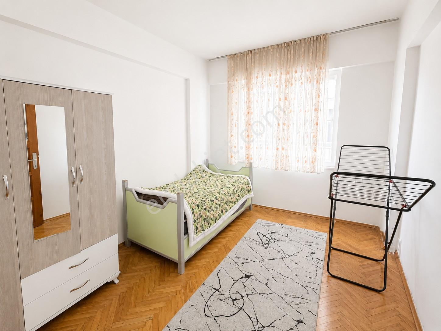 Alanya Hacet 3+1 170m2 Eşyalı Otoparklı Merkezde Denize 150metre - Görsel 25