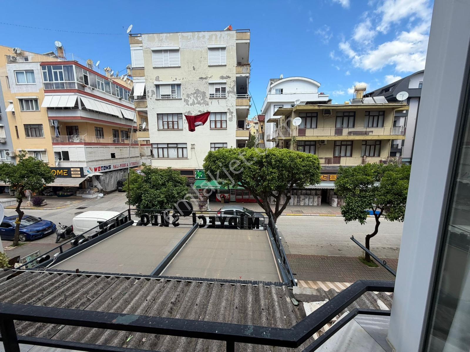 Alanya Hacet 3+1 170m2 Eşyalı Otoparklı Merkezde Denize 150metre - Görsel 15
