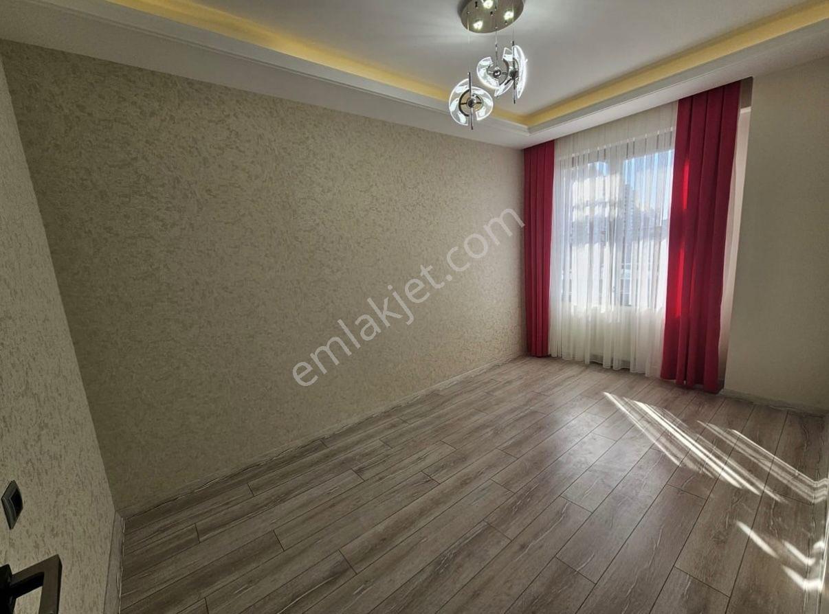 Sipan-zilan’da Acil Satılık 3.5+1 Daire - Görsel 10