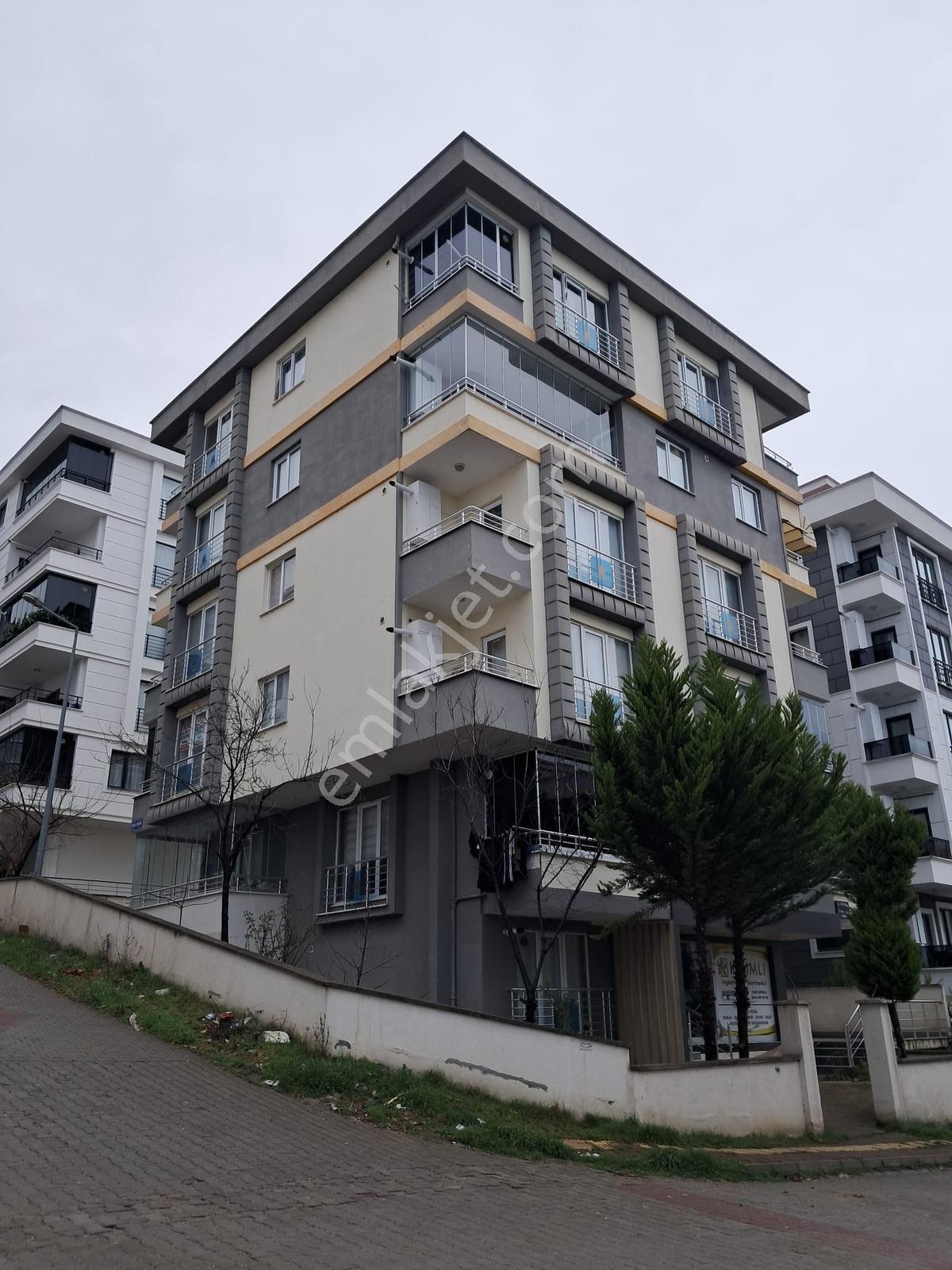 Samsun Atakum Körfez Tramvay Durağına 20 Mt 1+1 Eşyalı Satılık D - Görsel 6