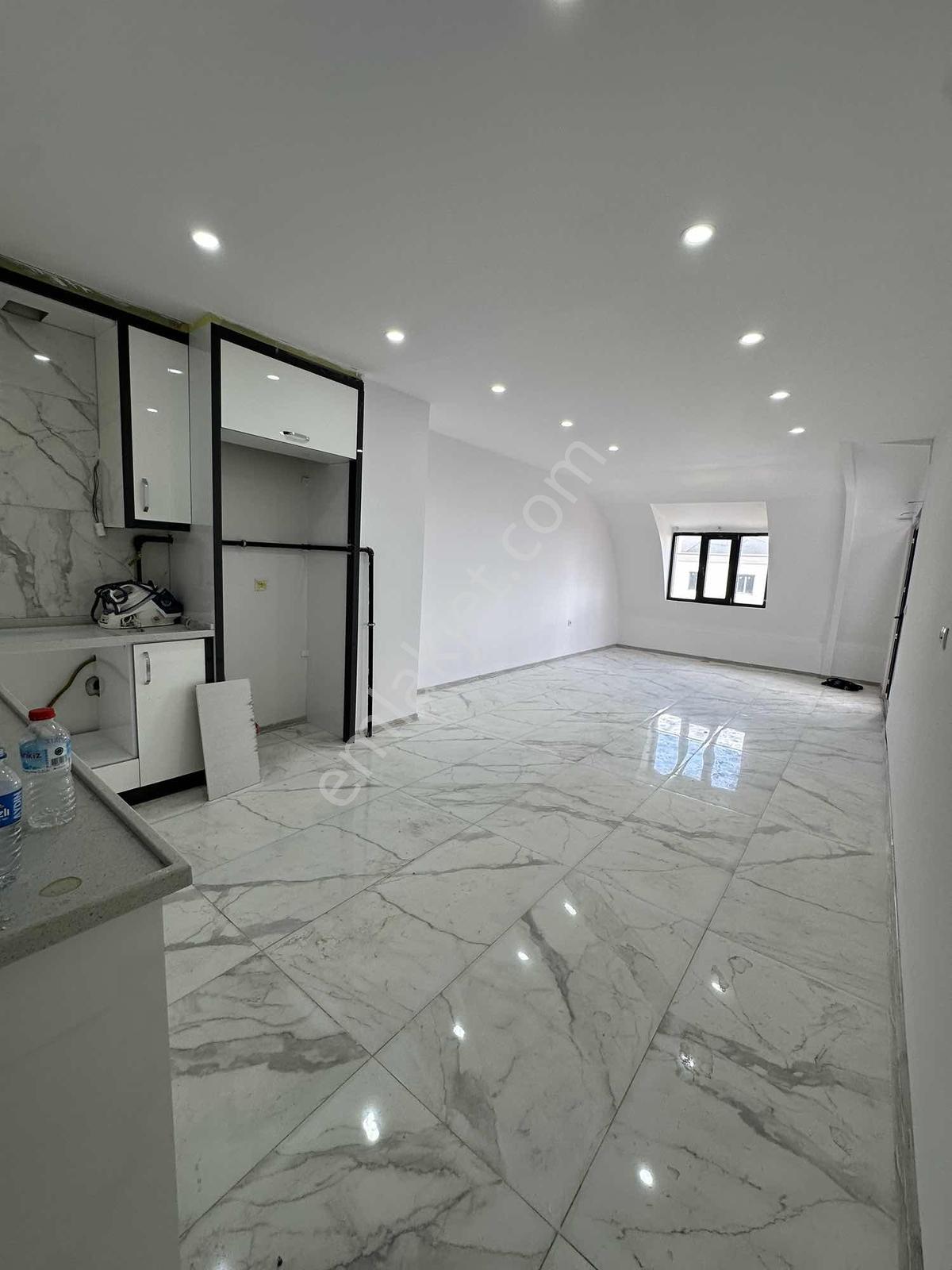1200 Evler'de Bölgede En Geniş Sınırsız Kredili 5+2 300 M2 Daire - Görsel 7