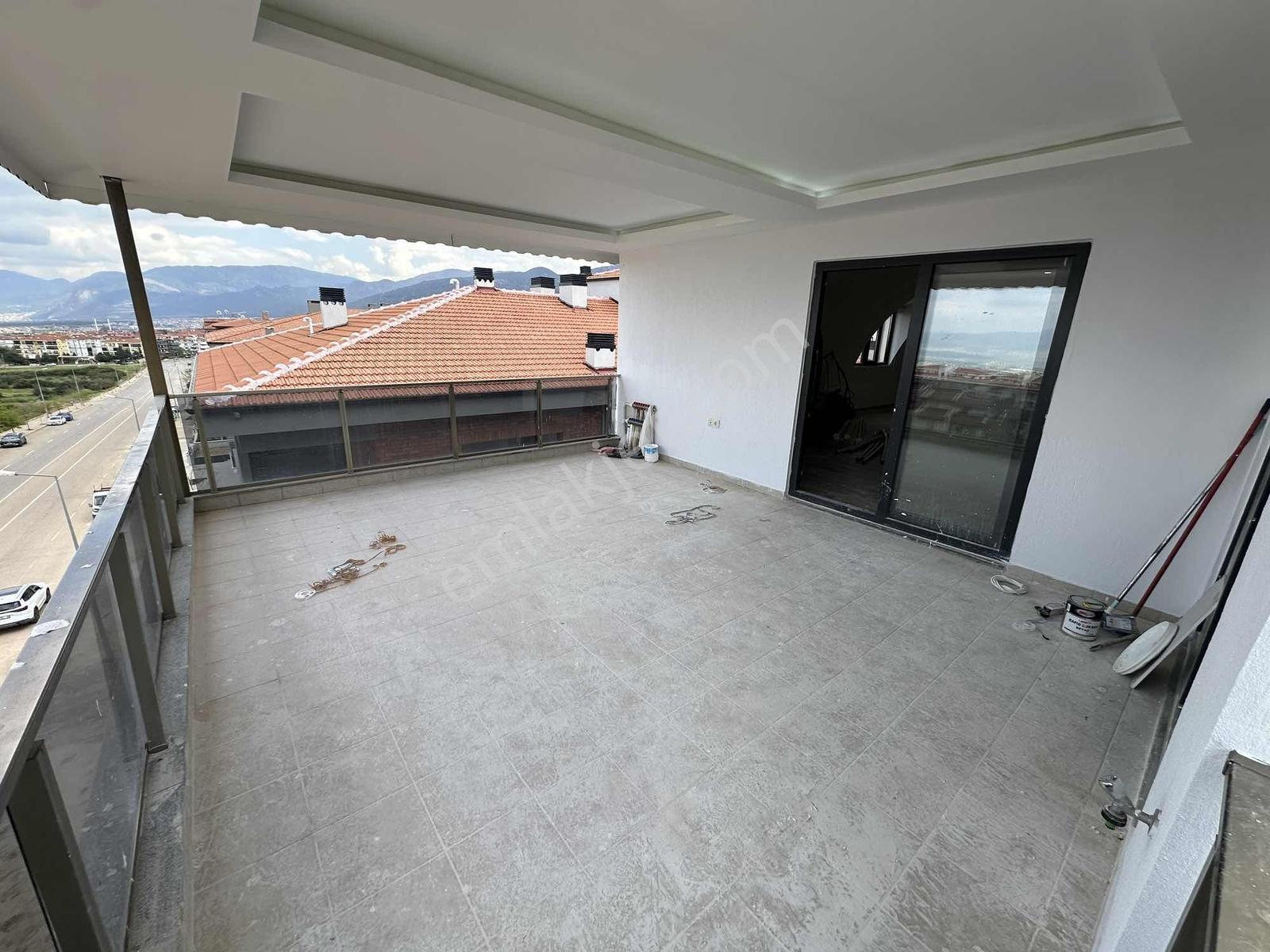 1200 Evler'de Bölgede En Geniş Sınırsız Kredili 5+2 300 M2 Daire - Görsel 26