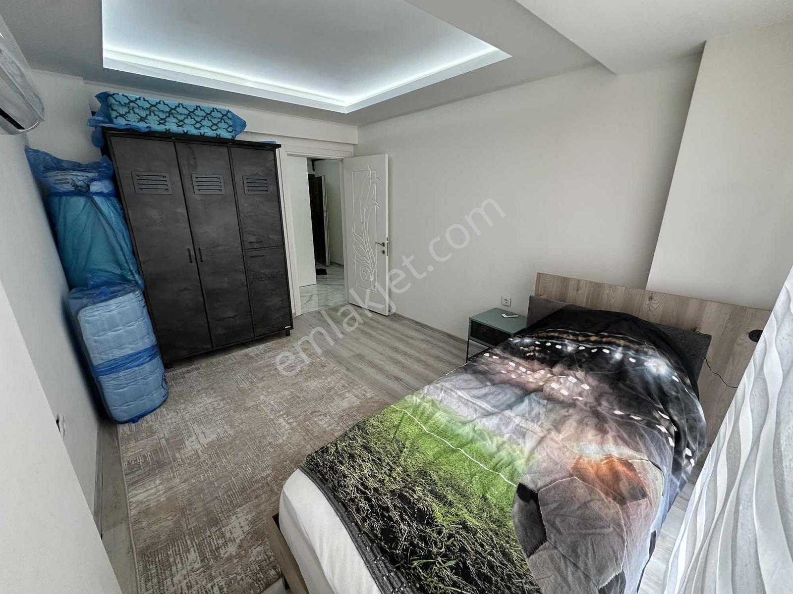 1200 Evler'de Bölgede En Geniş Sınırsız Kredili 5+2 300 M2 Daire - Görsel 18