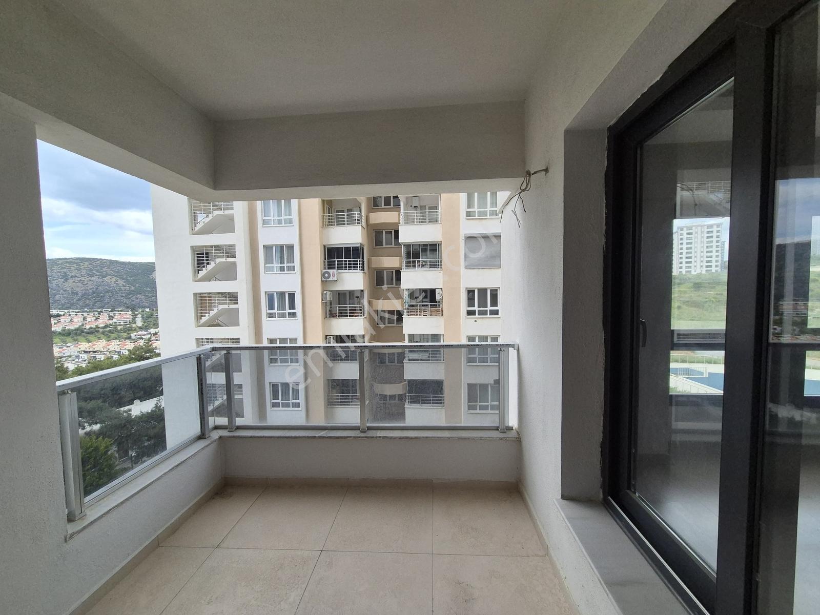 Kuşadası Avm Bölgesi 2+1 Hiç Oturulmamış Sıfır Kiralık Daire - Görsel 14