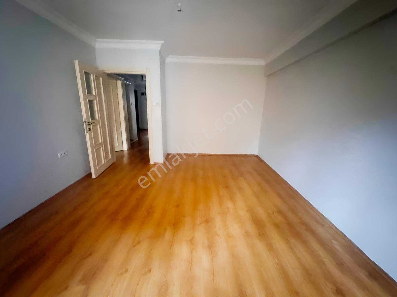 Alipaşa Cami Karşısında Şehrin Tam Merkezinde 2+1 Full Bakımlı - Görsel 20