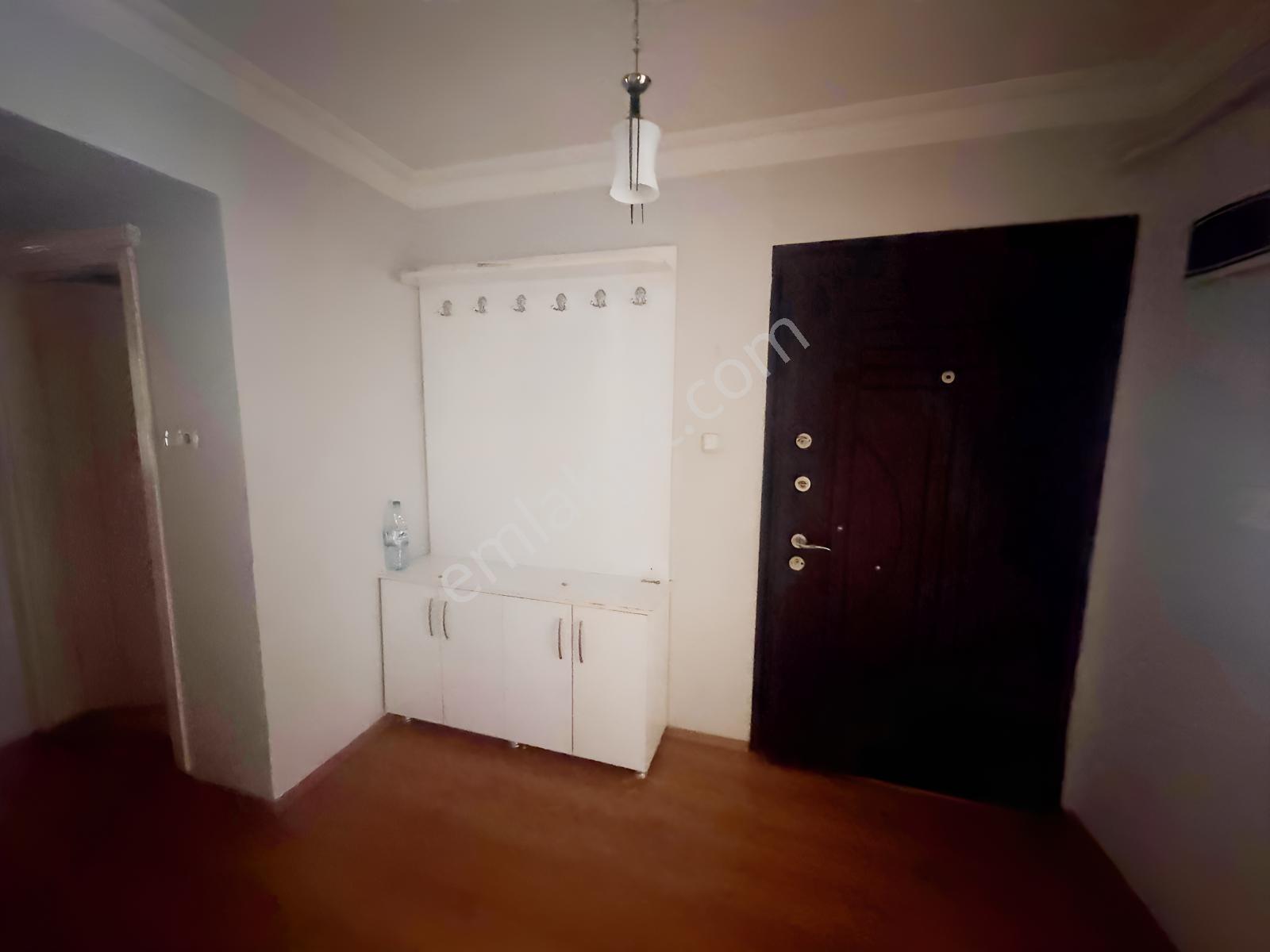 Alipaşa Cami Karşısında Şehrin Tam Merkezinde 2+1 Full Bakımlı - Görsel 19