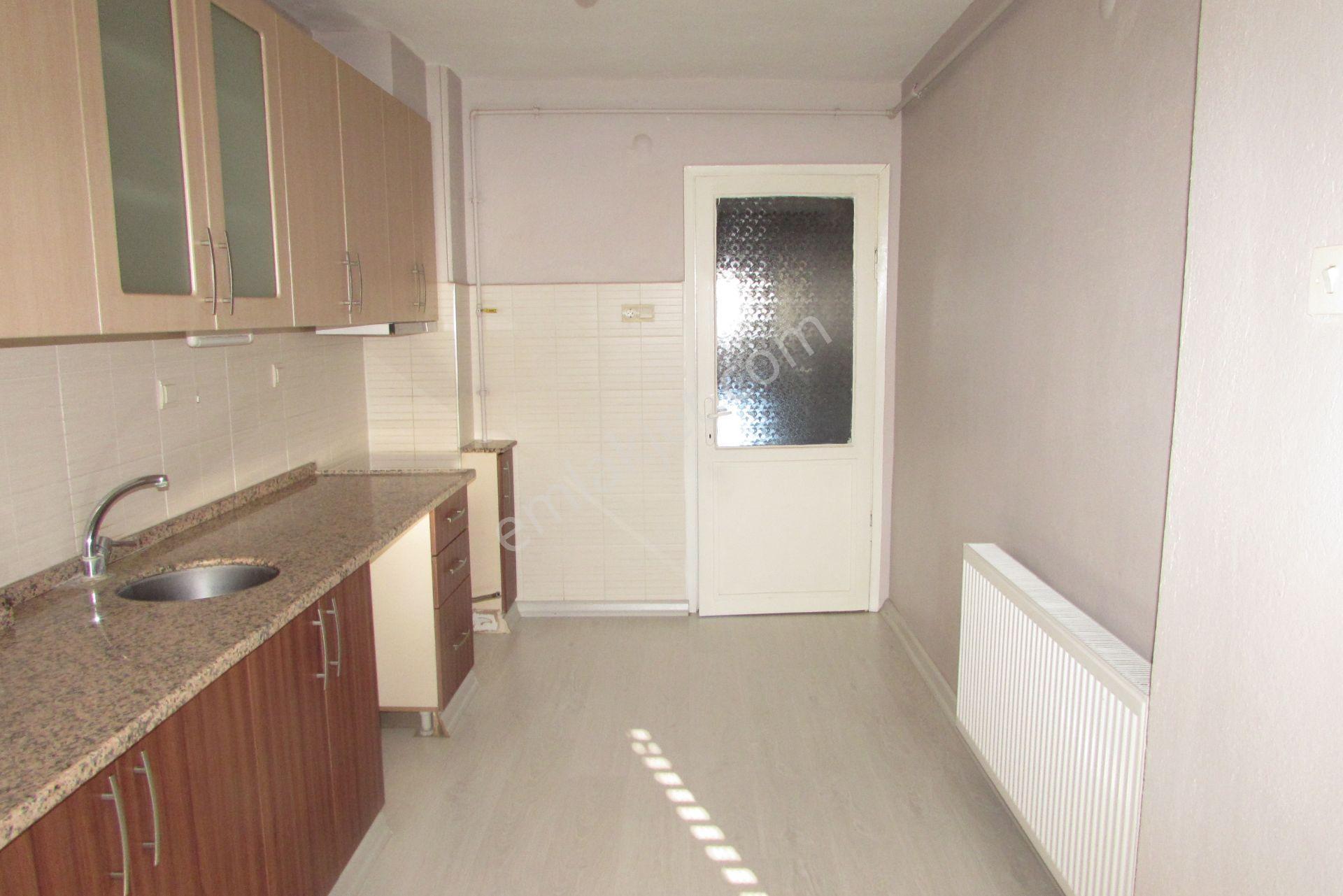 Nazilli Karaçay Mah.hürriyet Cad. 3+1 Kiralık Daire - Görsel 24
