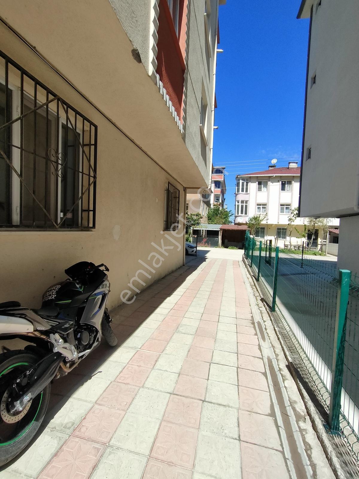 Tekirdağ Kapaklı Merkezde 2+1 90 M2 Yüksek Giriş Ön Cephe - Görsel 10