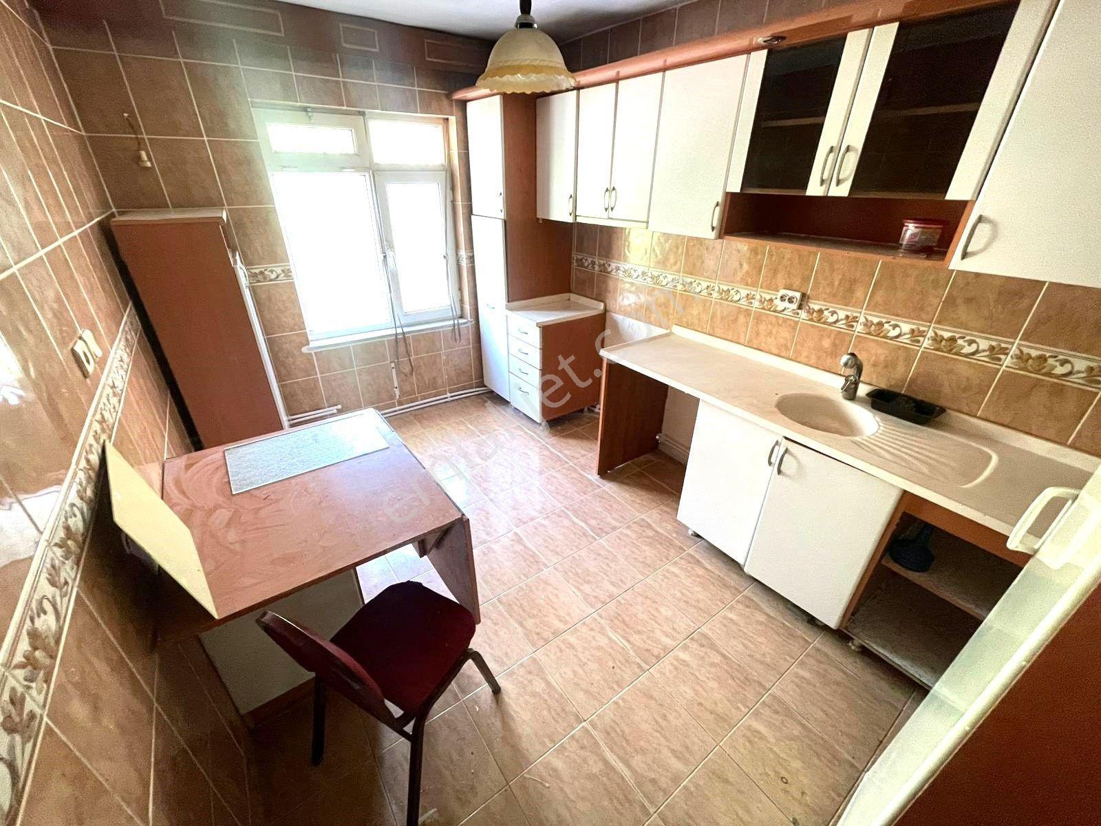 Melodi'den Bahçesinde Meyve Ağaçlı Ayrı Mutfaklı Ön Cephe 2+1 Kiralık Daire - Görsel 12