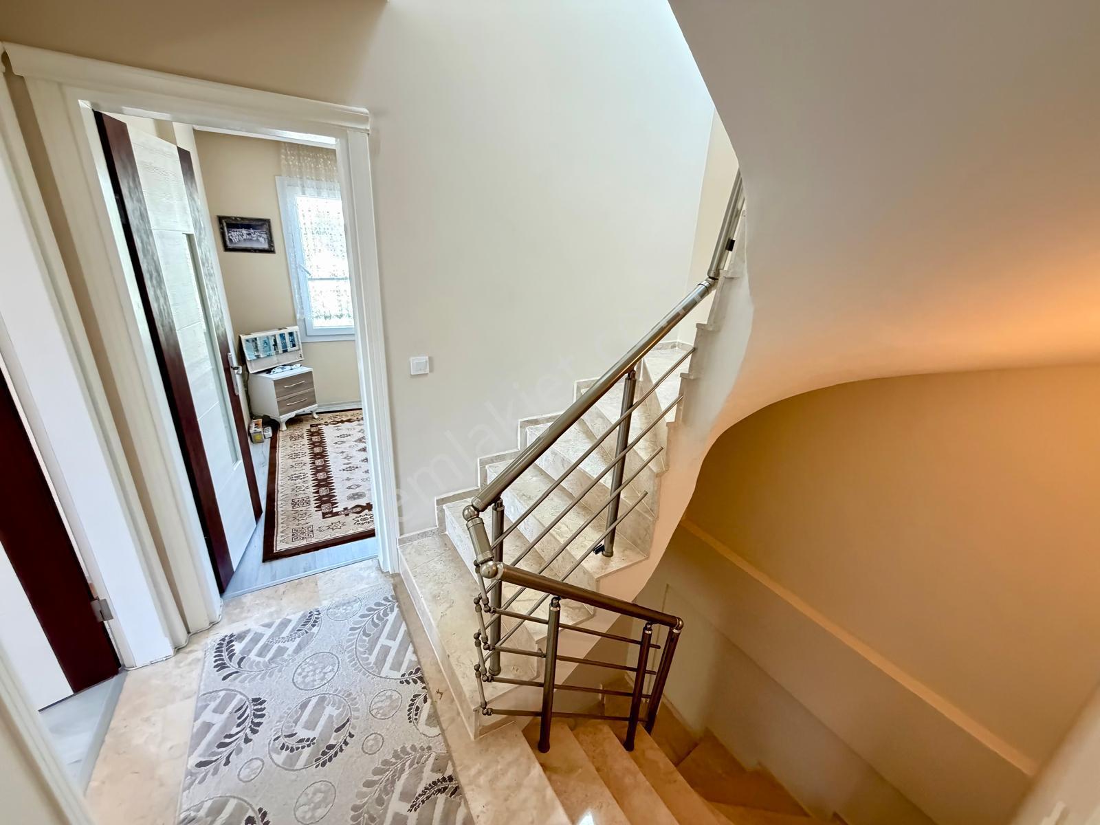 Kuşadası Davutlar Merkezinde İster Yazlık İster Kışlık Villa! - Görsel 22