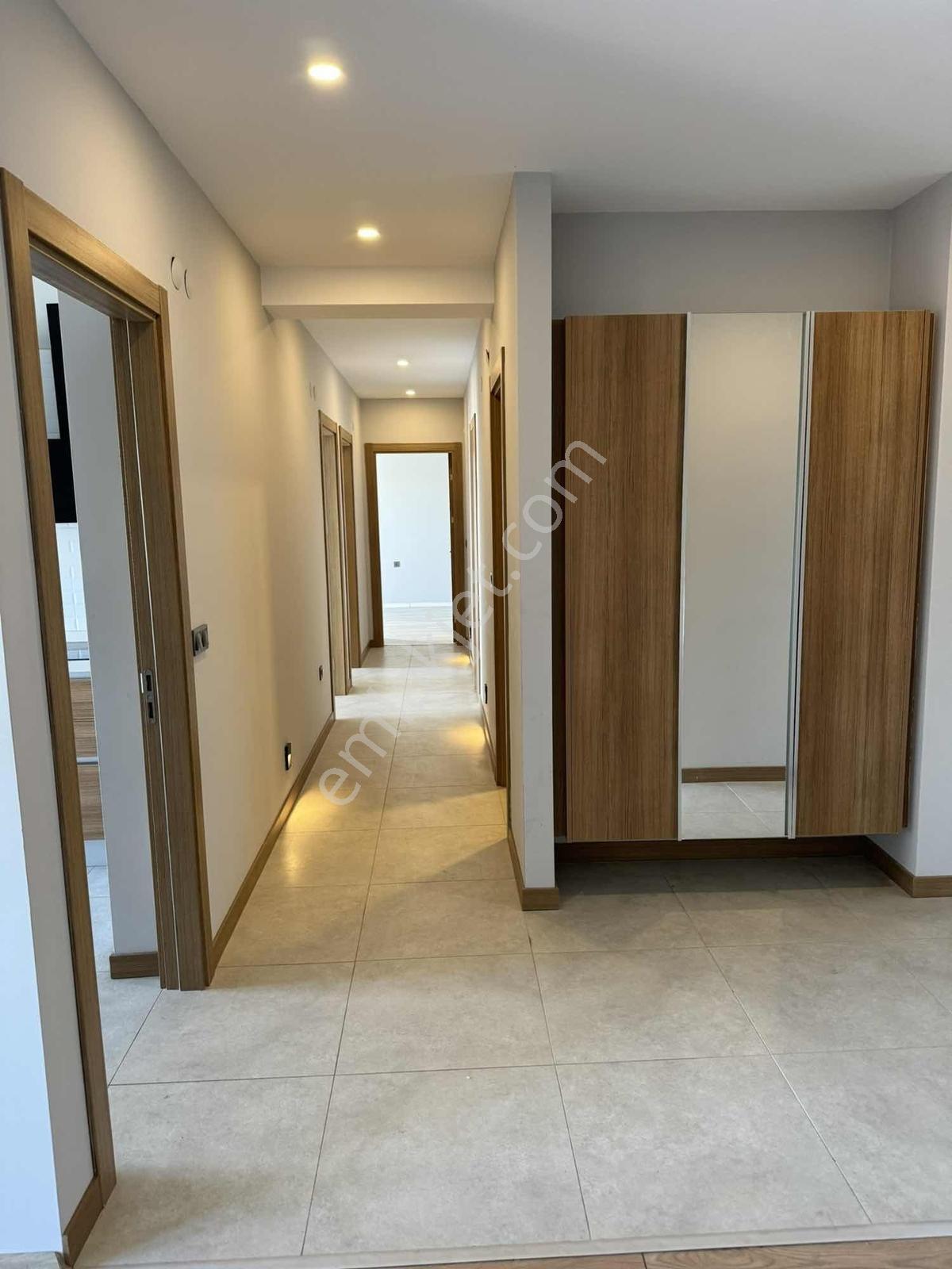 Torbalı Da Havuzu Güvenlıklı Sıte Içerısınde Satılık 3+1 Daire - Görsel 34