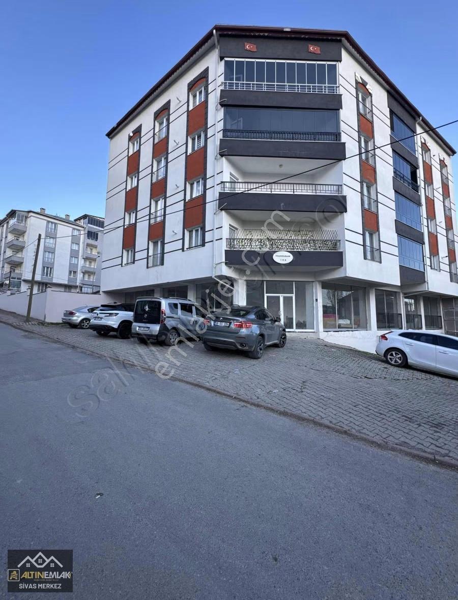 Altın Emlak'tan Huzur Mahallesinde Lüks Ve Geniş Dubleks