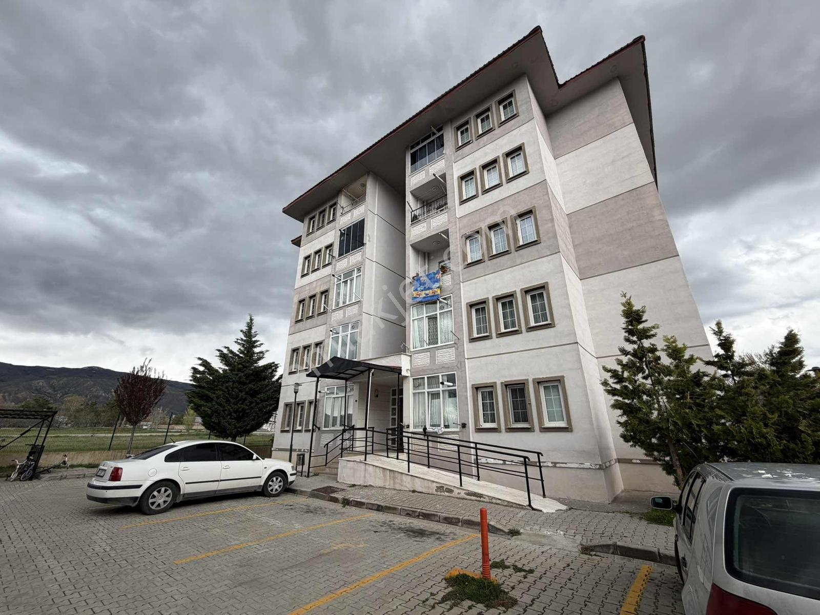Remax Dem'den Kavakyolu 2. Etap Ara Kat Borçsuz Satılık Daire - Görsel 2