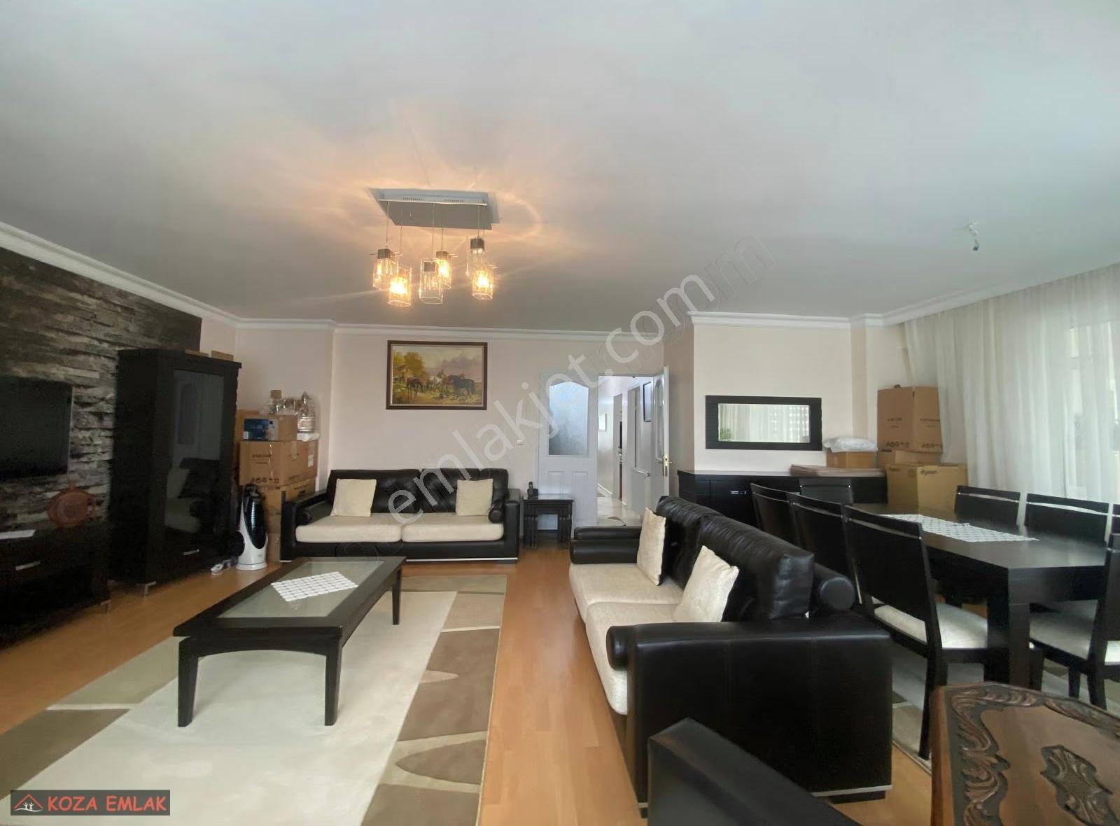 Koza Emlaktan Ayyıldız Mh. Site İçinde Katta Asansörlü 3+1 Daire - Görsel 22