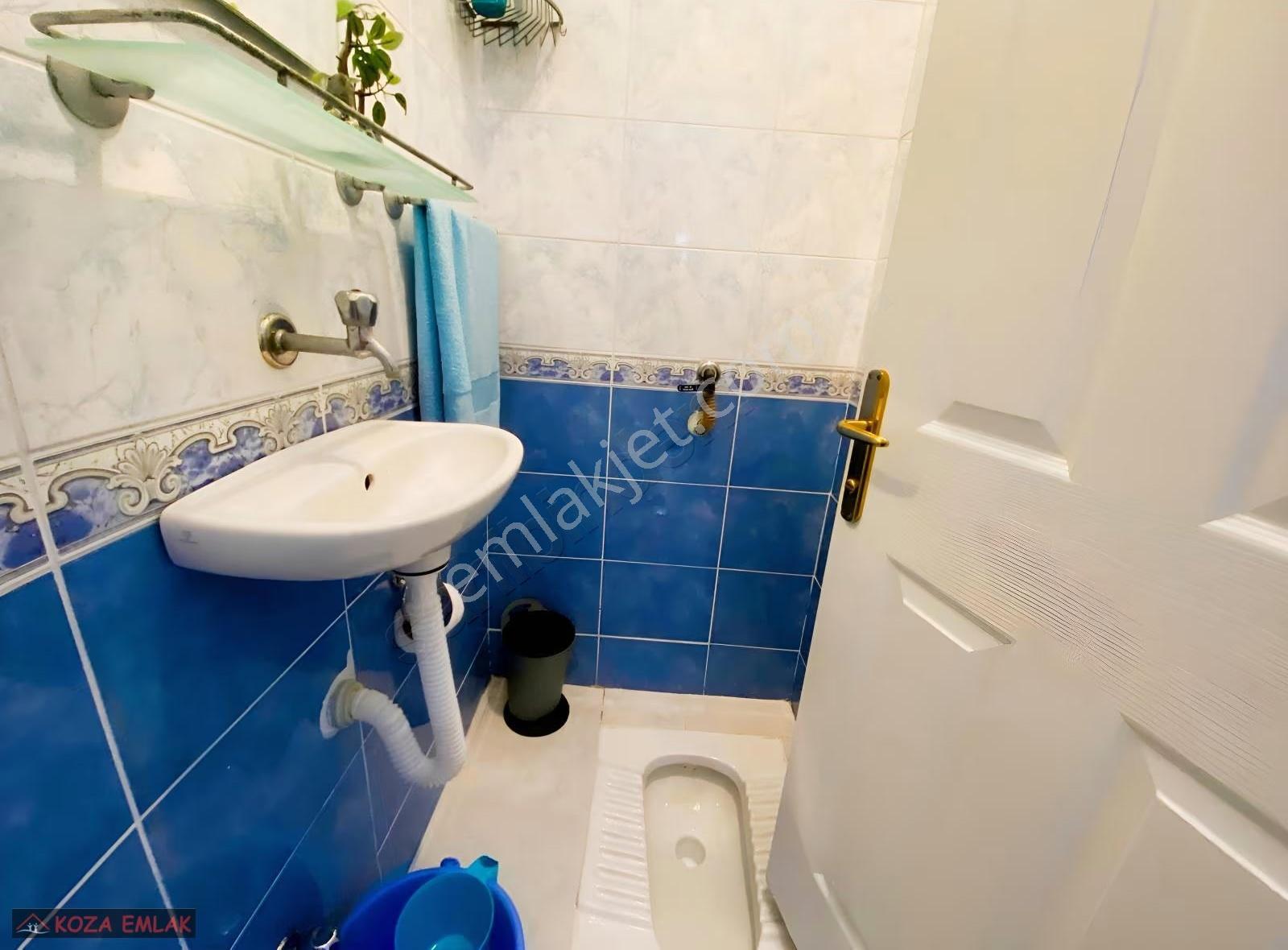 Koza Emlaktan Ayyıldız Mh. Site İçinde Katta Asansörlü 3+1 Daire - Görsel 9