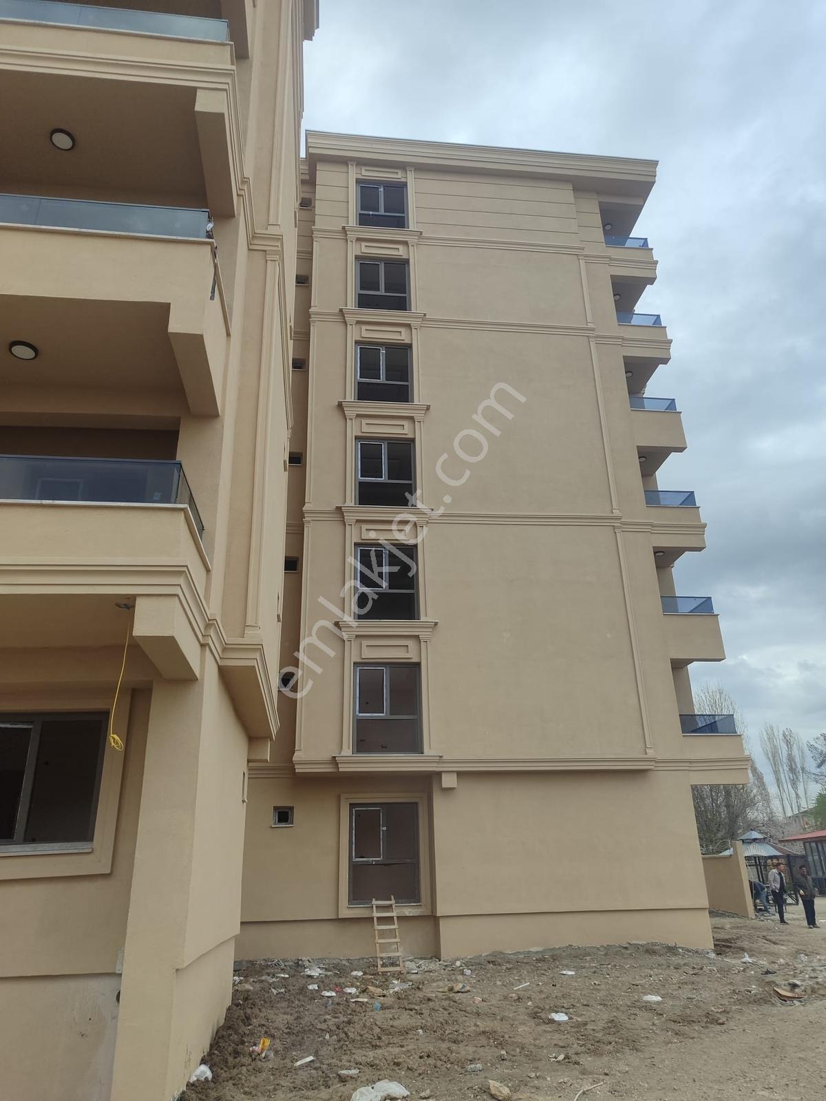 Hazar' Dan Site İçersinde Ultra Lüx 3+1 Akıllı Daire Fırsatı !!! - Görsel 2