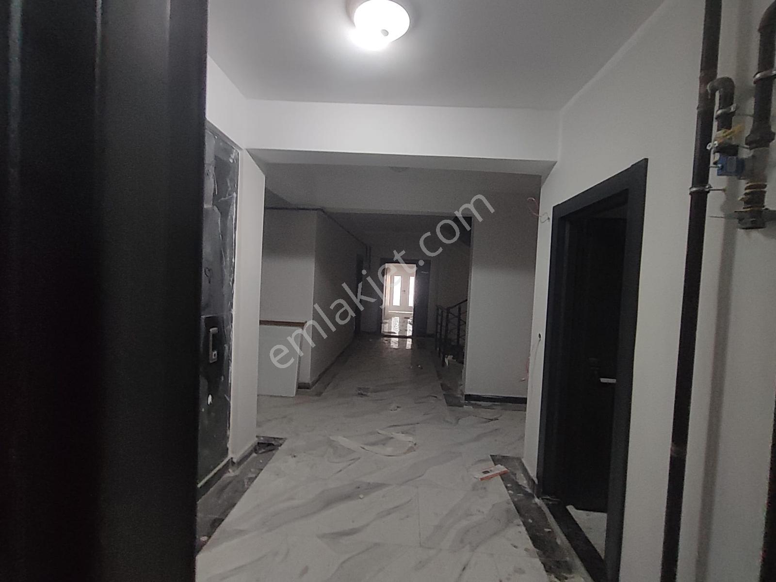 Hazar' Dan Site İçersinde Ultra Lüx 3+1 Akıllı Daire Fırsatı !!! - Görsel 18