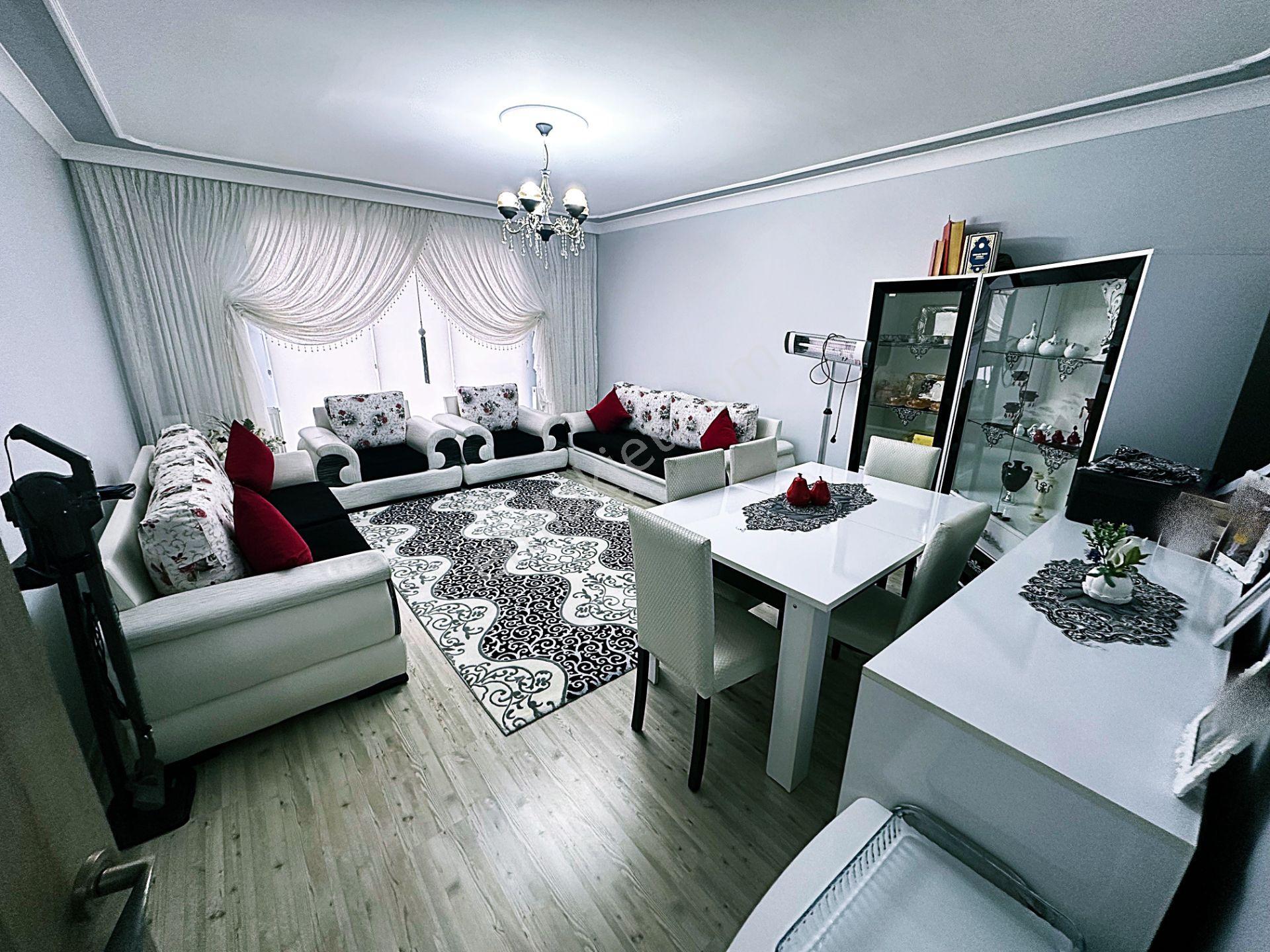 Cihandan Avcılar Karahöyük Cadde Üzeri Yapılı Satlık 3+1 Daire - Görsel 10