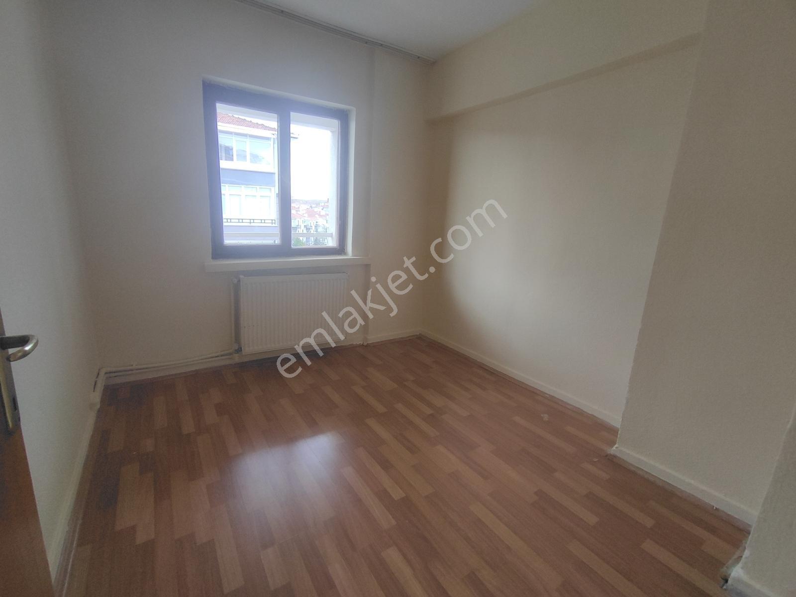 Osmanlı Mahallesi'nde Ara Kat Site İçerisinde 3+1 Satılık Daire - Görsel 9