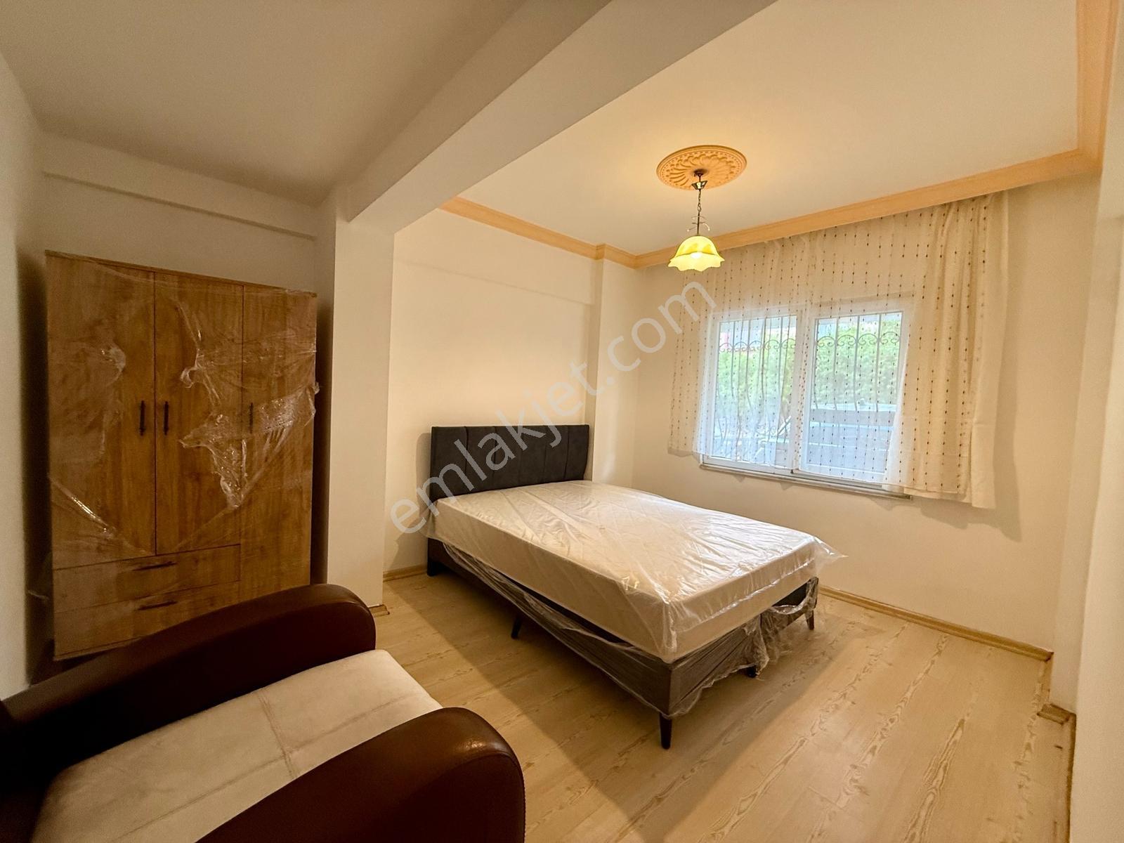 Yeşilyurtta Eşyalı Kiralık 2+1 Yüksek Giriş Geniş Daire - Görsel 25