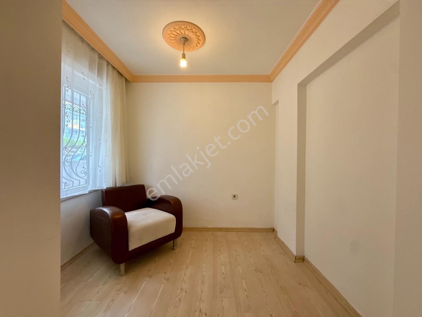 Yeşilyurtta Eşyalı Kiralık 2+1 Yüksek Giriş Geniş Daire - Görsel 10