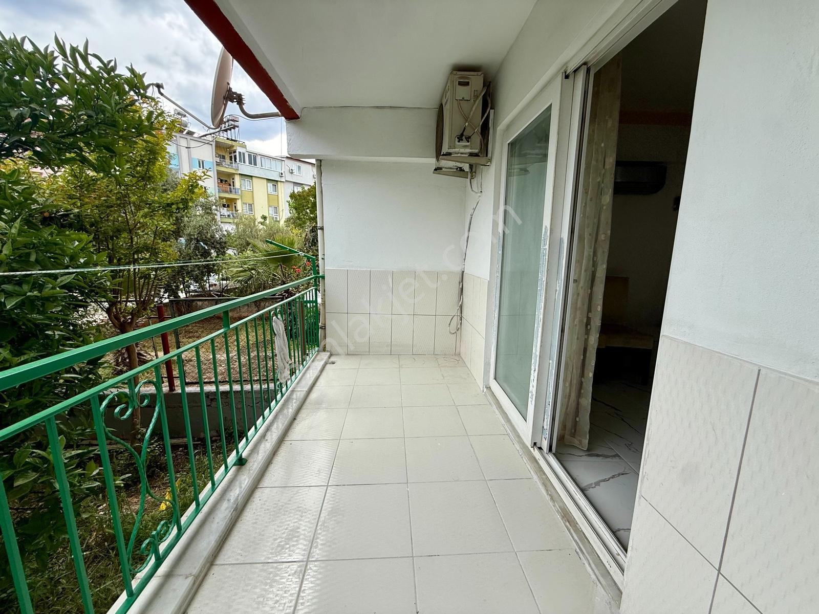Yeşilyurtta Eşyalı Kiralık 2+1 Yüksek Giriş Geniş Daire - Görsel 8