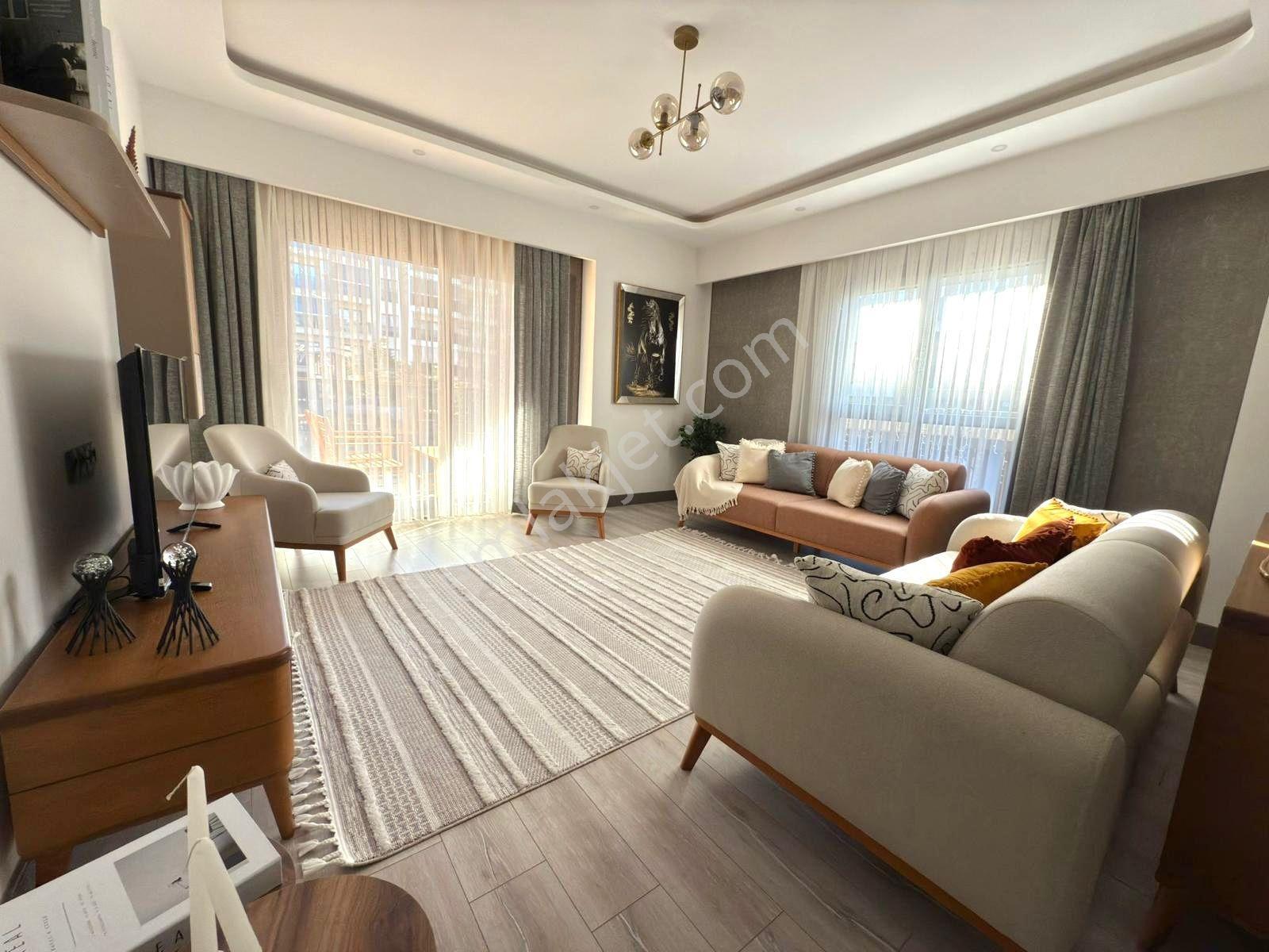 Lüks Site İçerisinde Eşyalı 3+1 Kiralık Daire - Görsel 11
