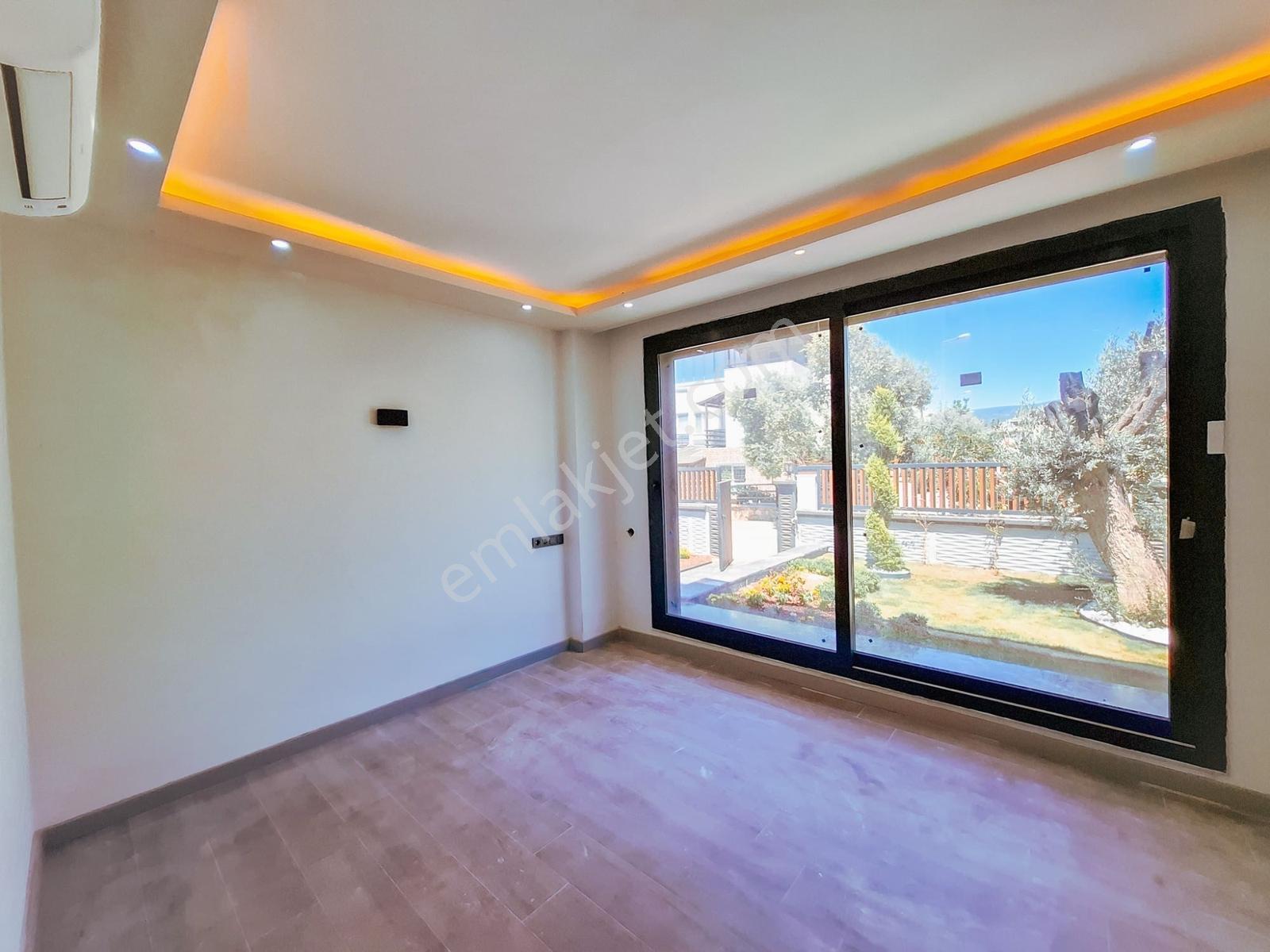 Dıdım Akbükte Denıze 750 Metre, Havuzlu, Tam Müstakıl 5+1 Vılla - Görsel 27