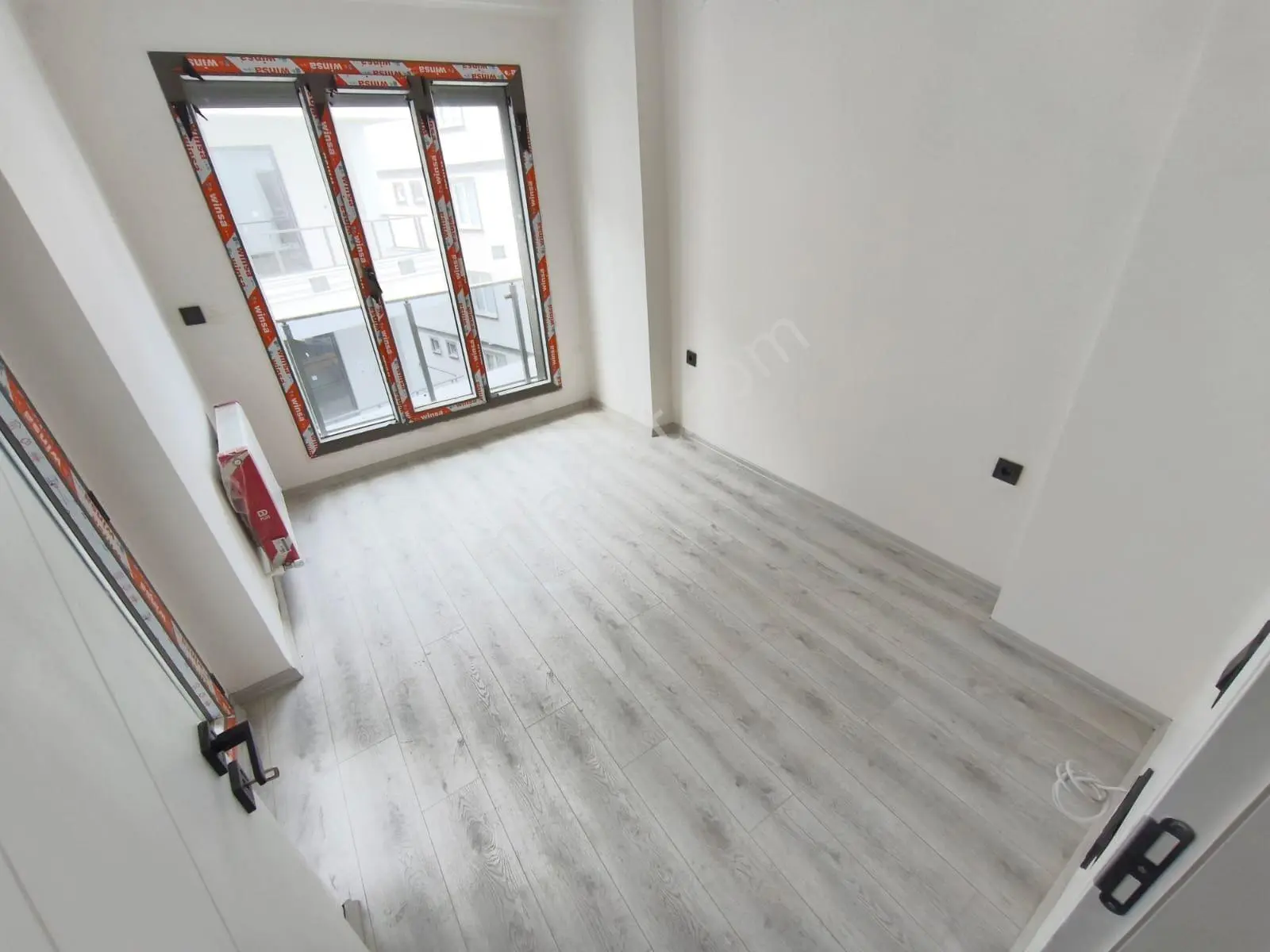 ▇ikizçay'da Yüzme Havuzlu Kapalı Otoparklı Arakat Lüx 1+1 Daire - Görsel 4