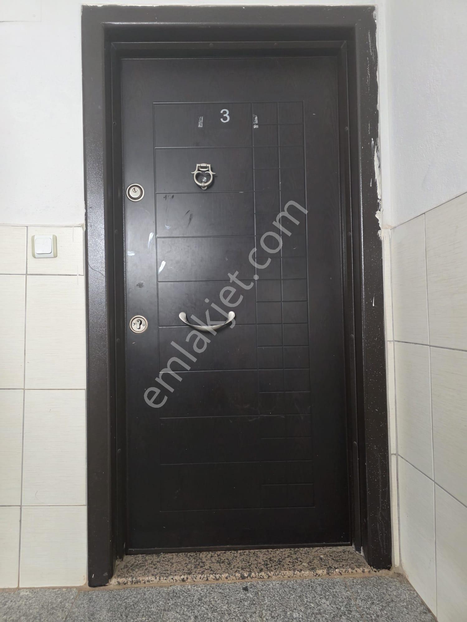 Aydoğmuş Mahallesinde Ayrı Mutfaklı 2+1 Kiralık - Görsel 21