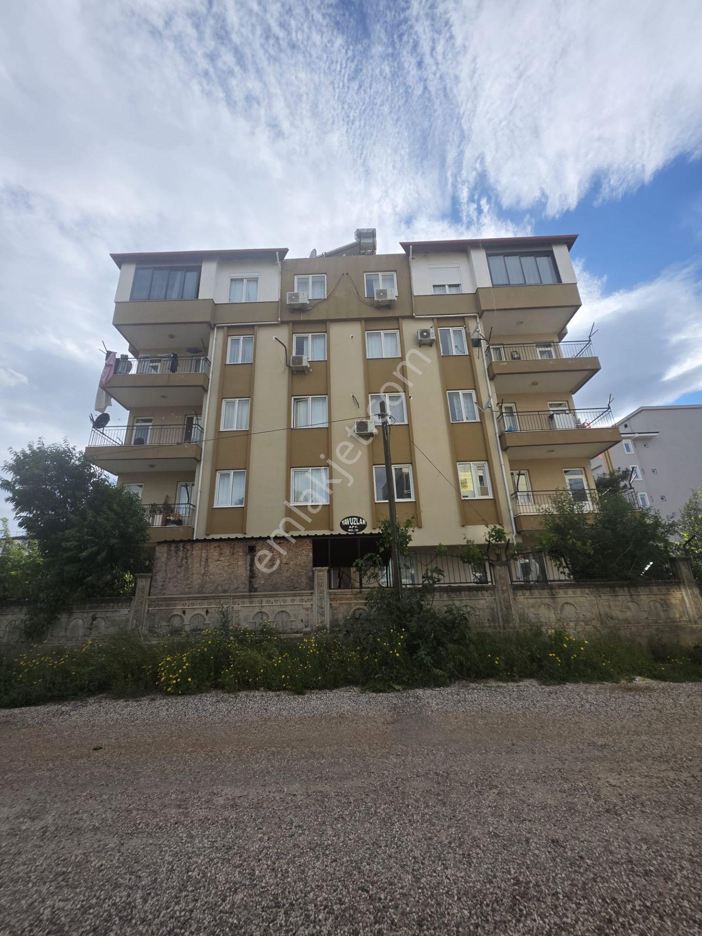 Aydoğmuş Mahallesinde Ayrı Mutfaklı 2+1 Kiralık - Görsel 26