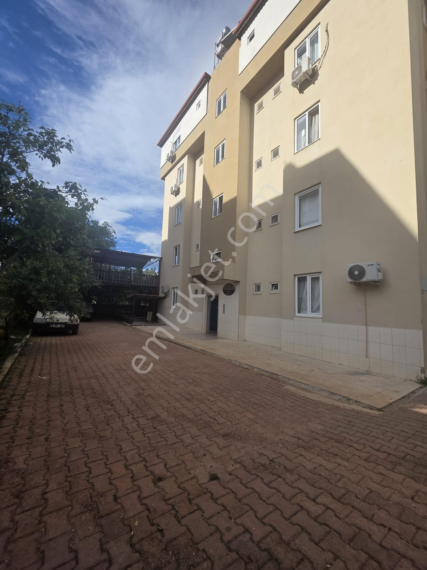 Aydoğmuş Mahallesinde Ayrı Mutfaklı 2+1 Kiralık - Görsel 23