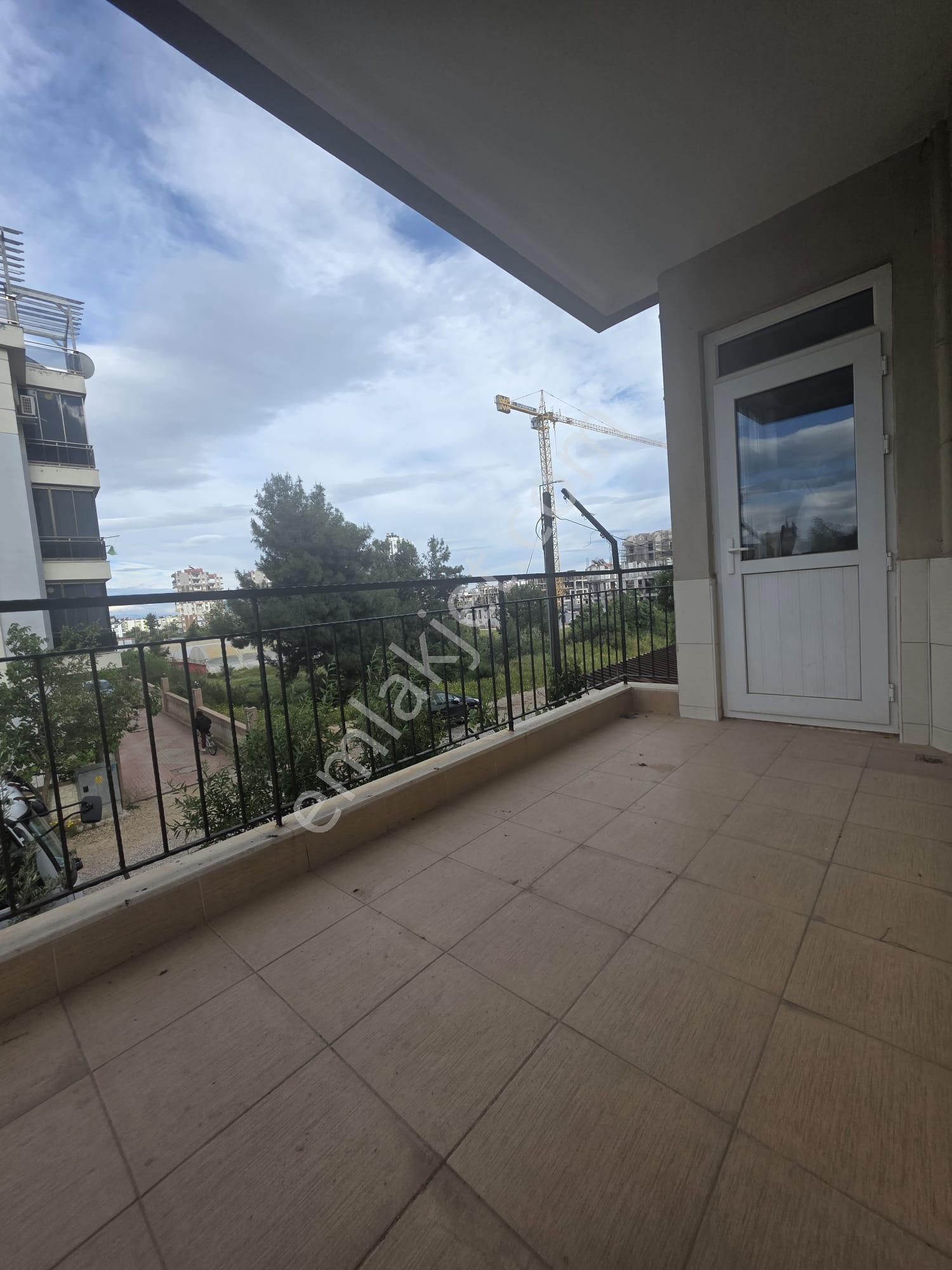 Aydoğmuş Mahallesinde Ayrı Mutfaklı 2+1 Kiralık - Görsel 18
