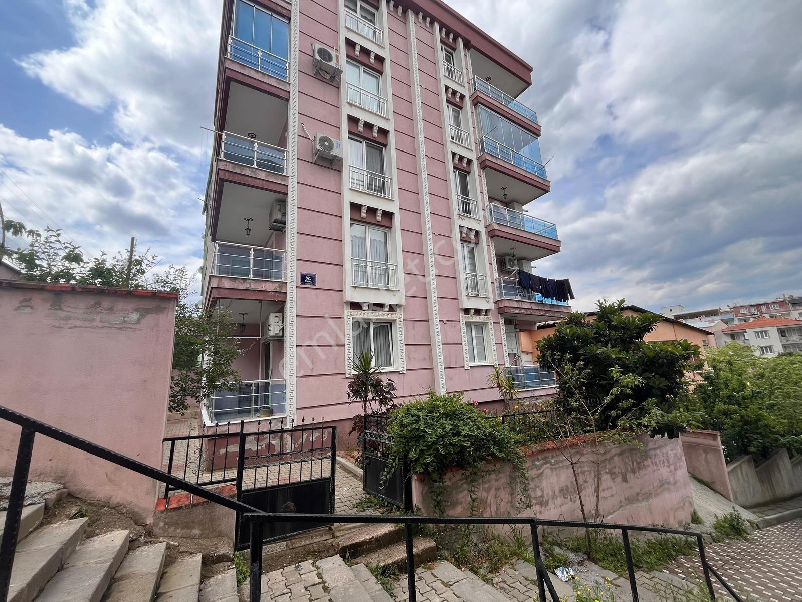 Sekiz Eylülde Adliye Yakını Satılık Geniş Ve Bakımlı 3+1 Daire - Görsel 24