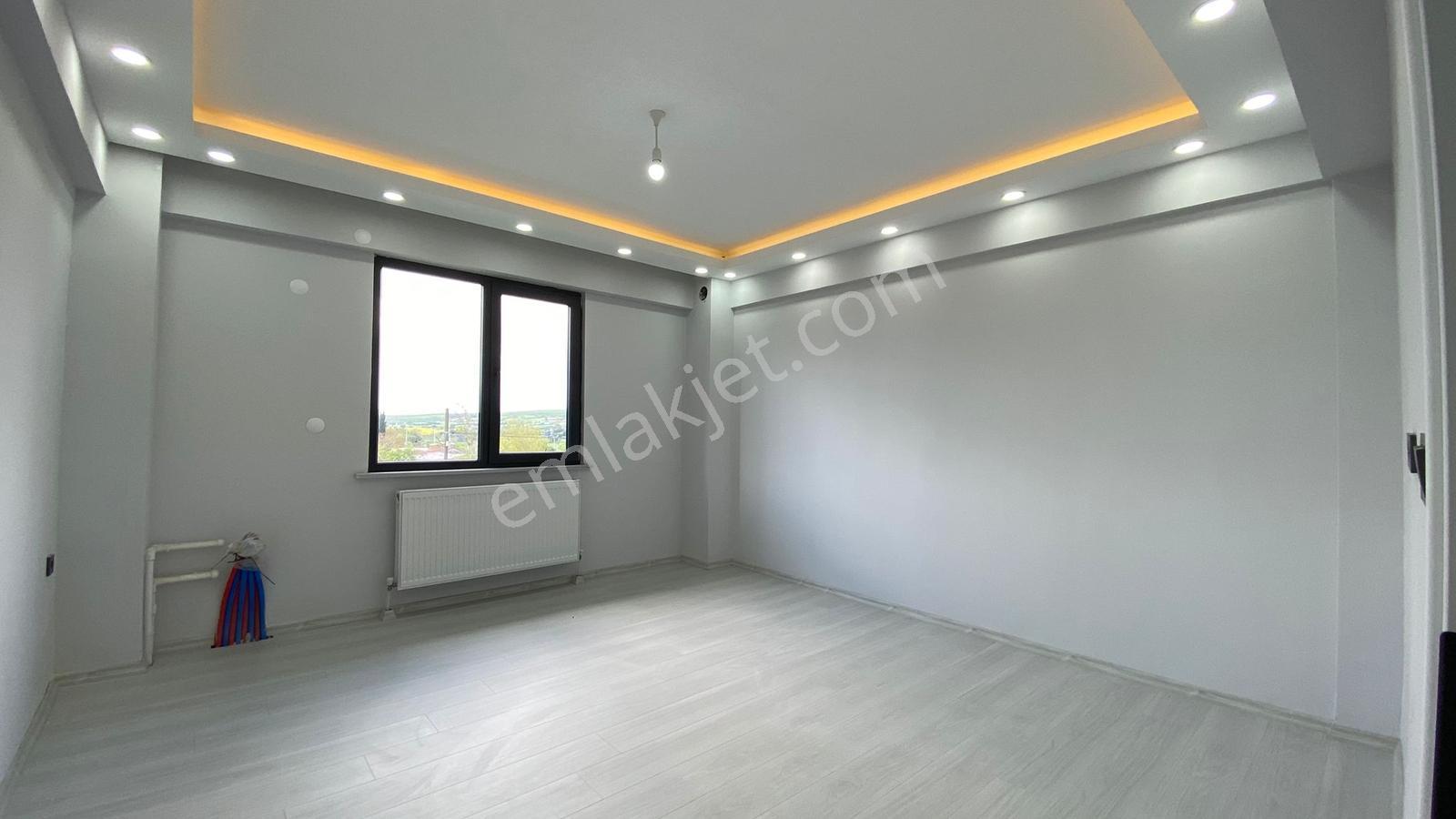 Çorlu Türkücü'nde 3+1 Satılık Müstakil Bahçeli Villa - Görsel 29