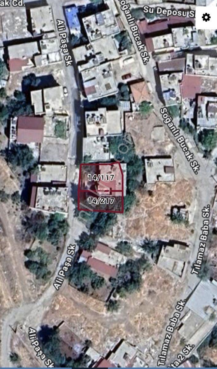 Hakev'den Cirit Meydan Mah. Satılık 3 Katlı Teraslı Müstakil Ev - Görsel 4