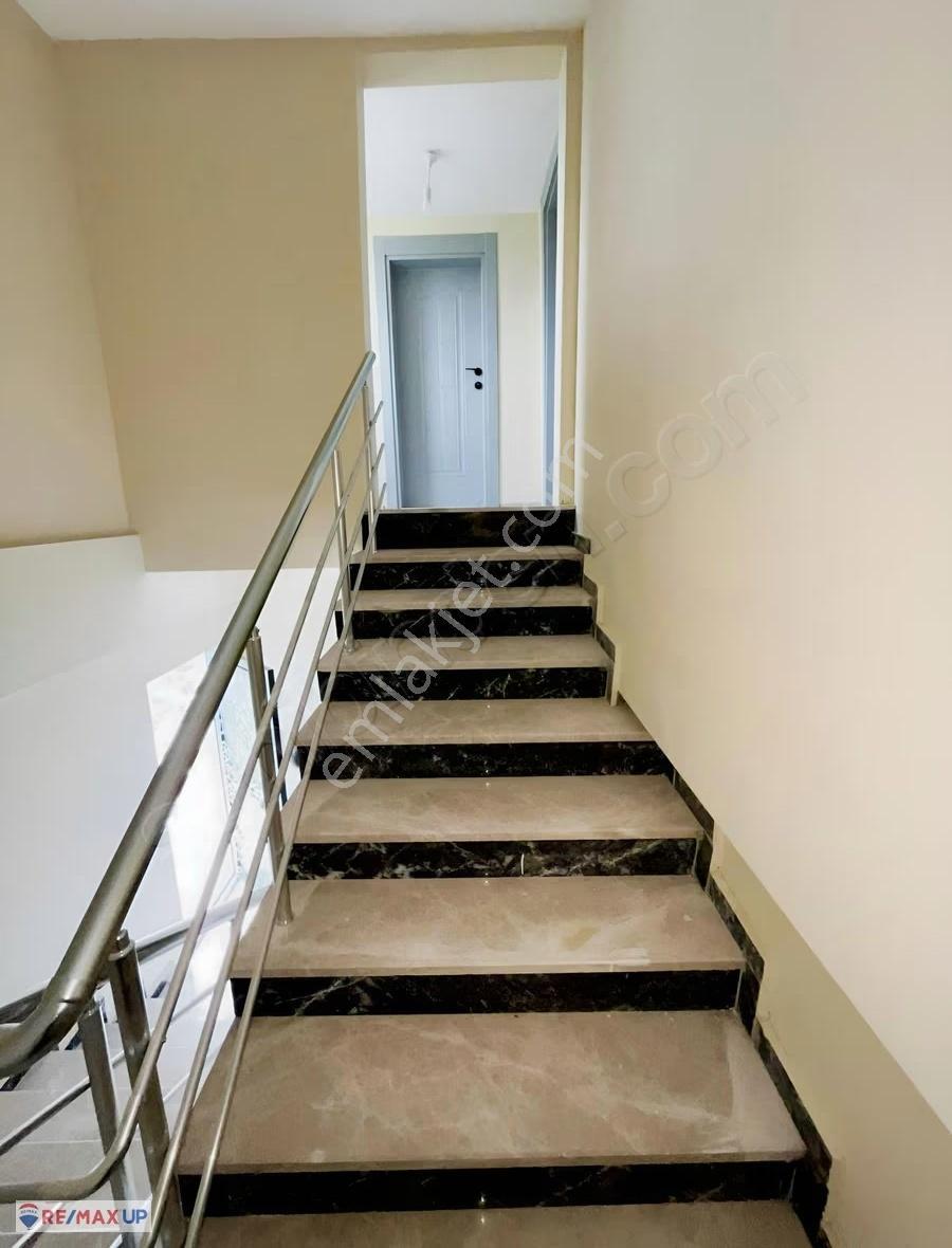 Bolvadin'de Sıfır, Bahçeli 5+1 Müstakil Villa - Görsel 30
