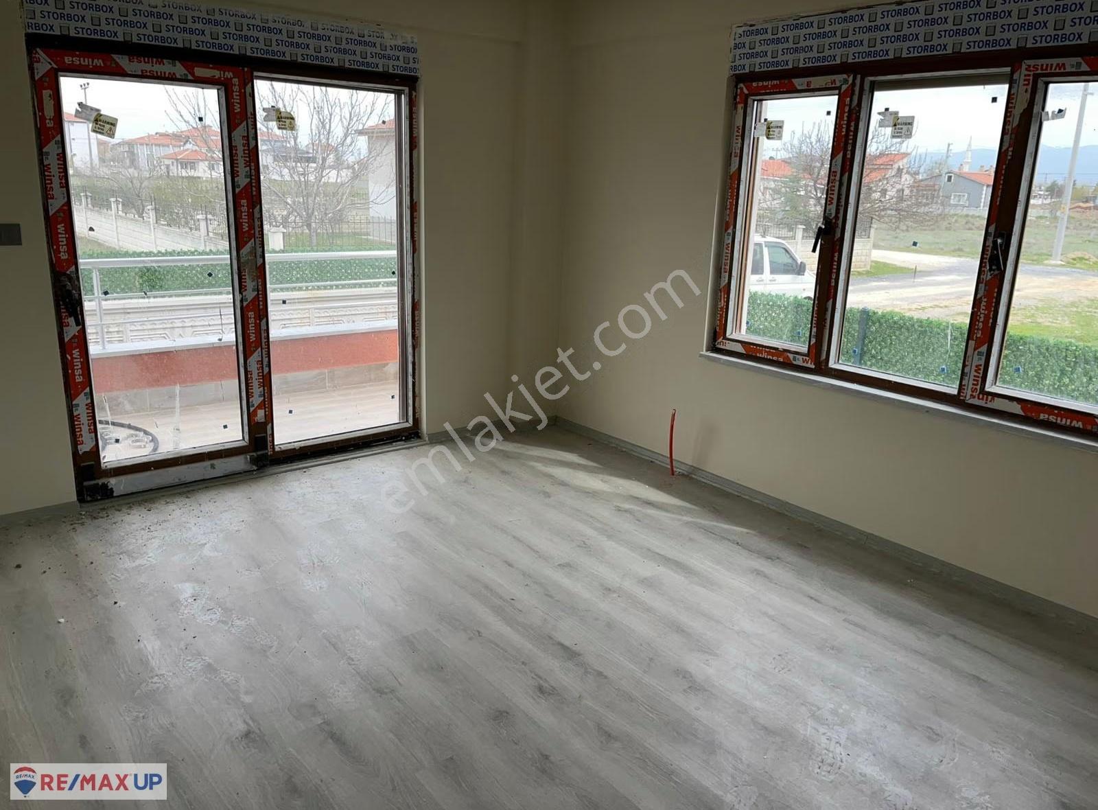 Bolvadin'de Sıfır, Bahçeli 5+1 Müstakil Villa - Görsel 18