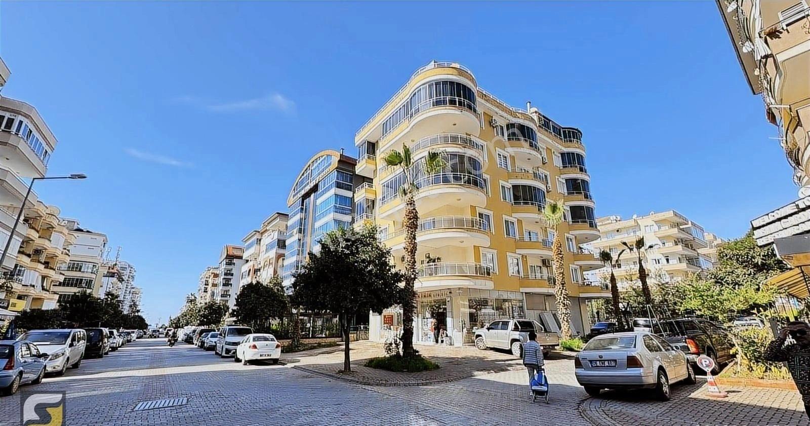 Mahmutlarda Satılık 4+2 Ayrı Mutfak Full Eşyalı Daire - Görsel 12