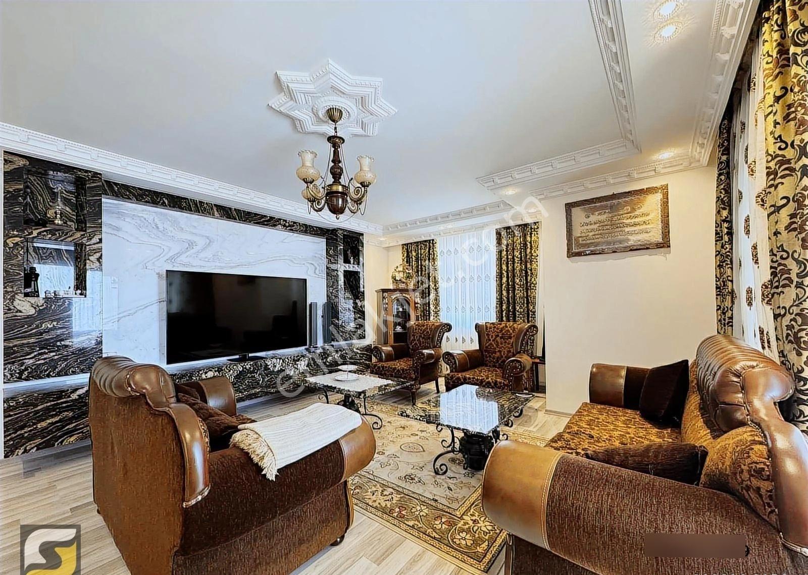Mahmutlarda Satılık 4+2 Ayrı Mutfak Full Eşyalı Daire - Görsel 30